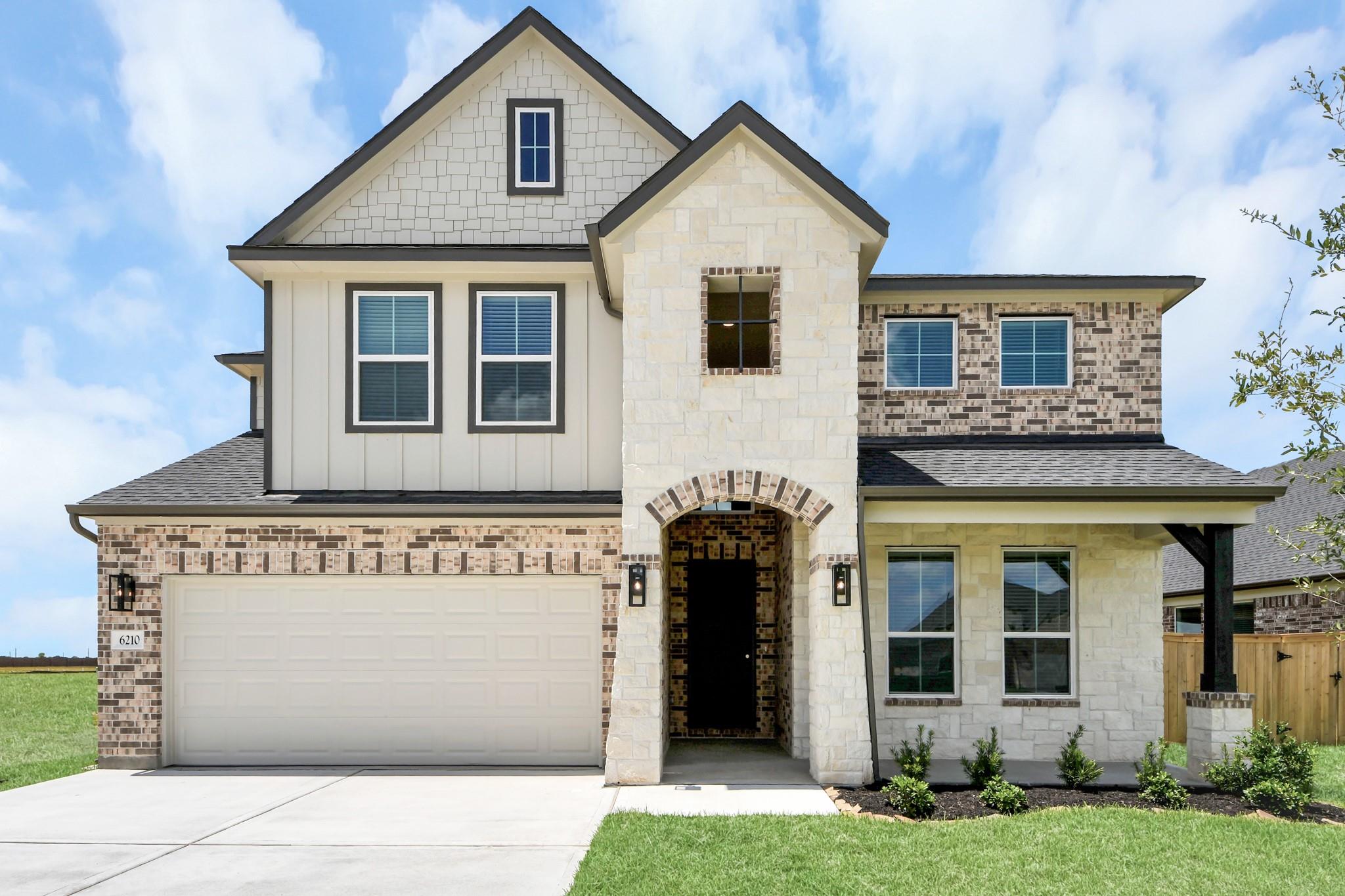 6210 Vista View Lane