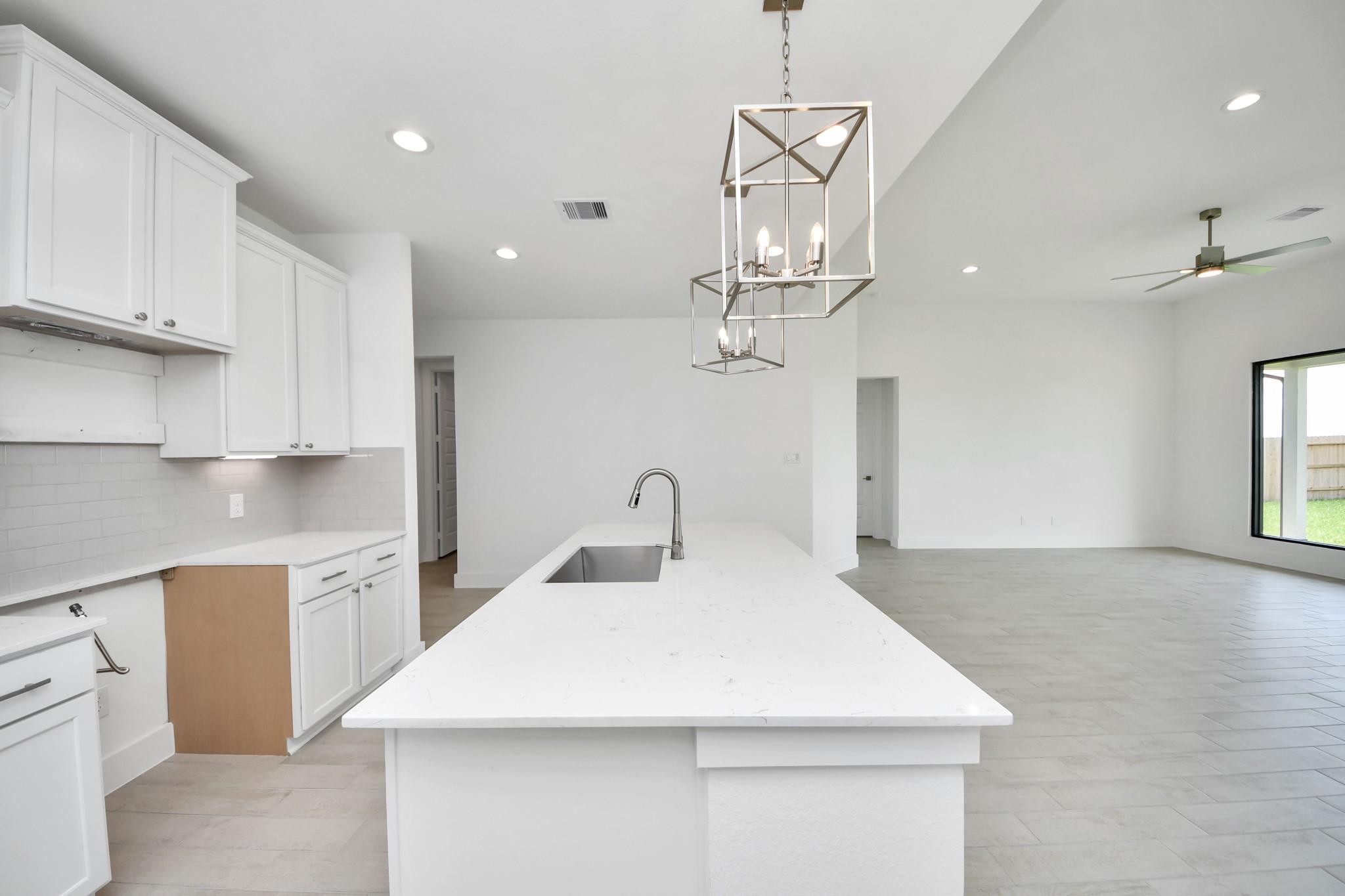 6210 Vista View Lane