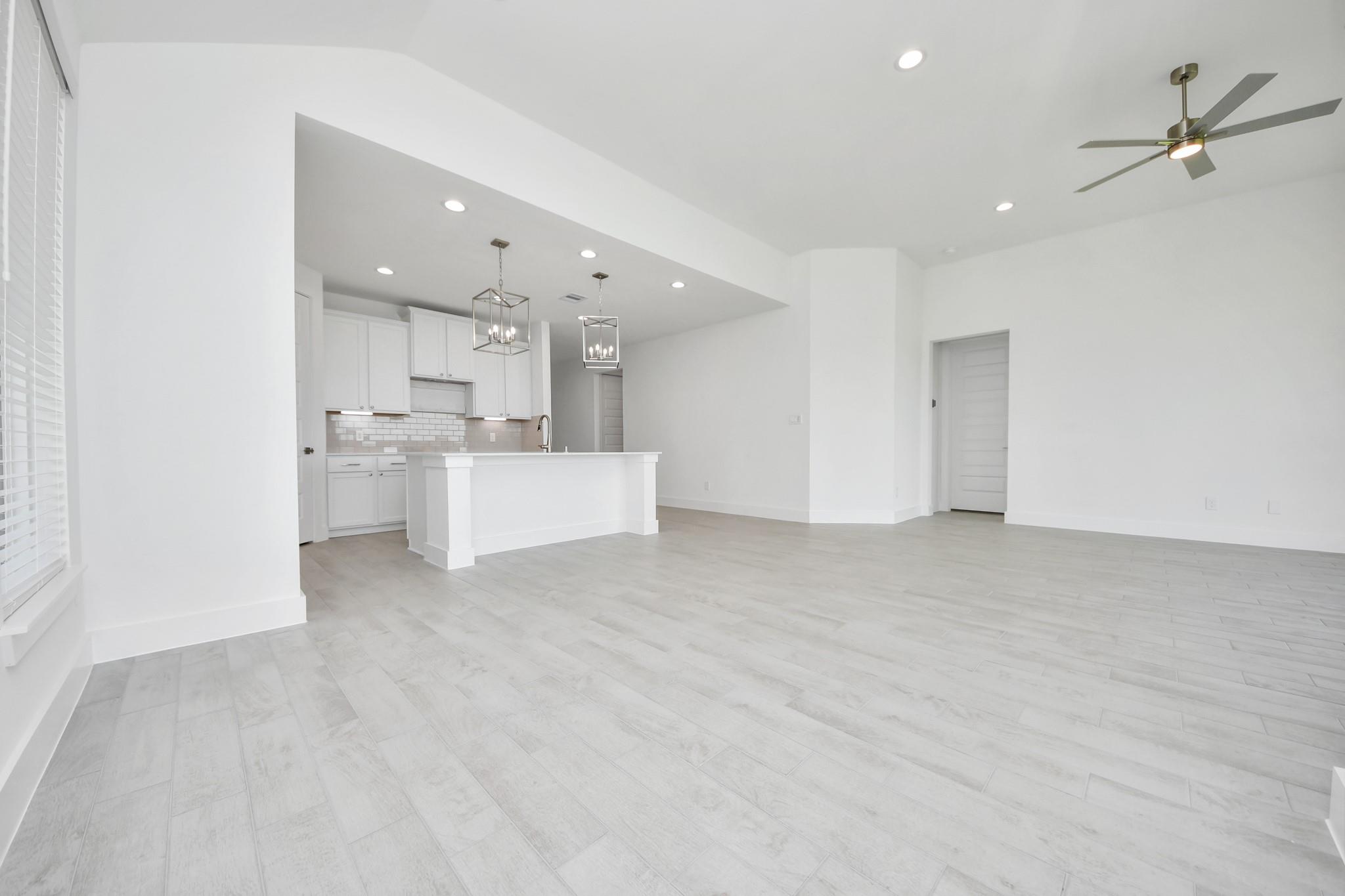 6210 Vista View Lane