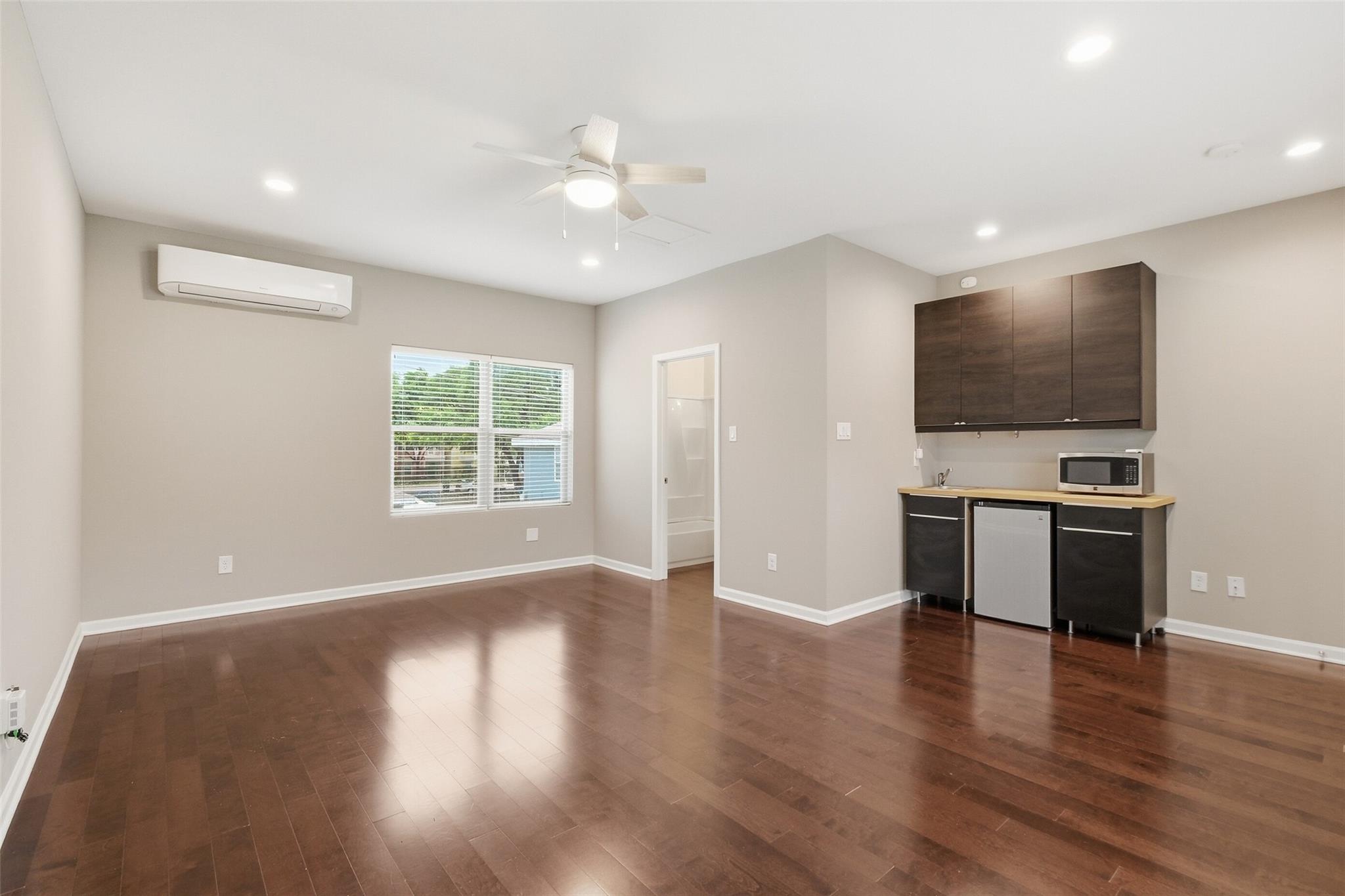 233 W 26th Street