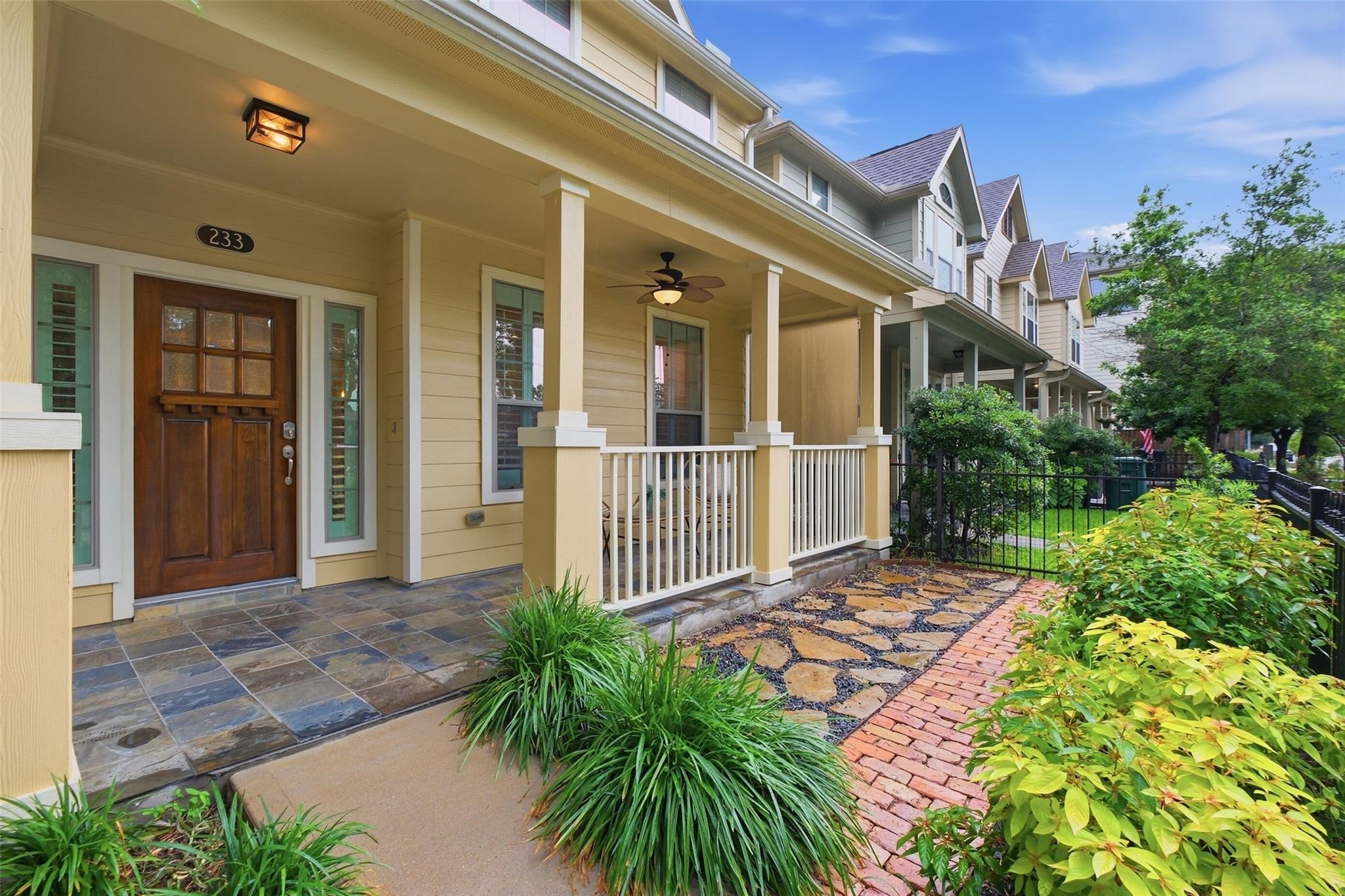 233 W 26th Street