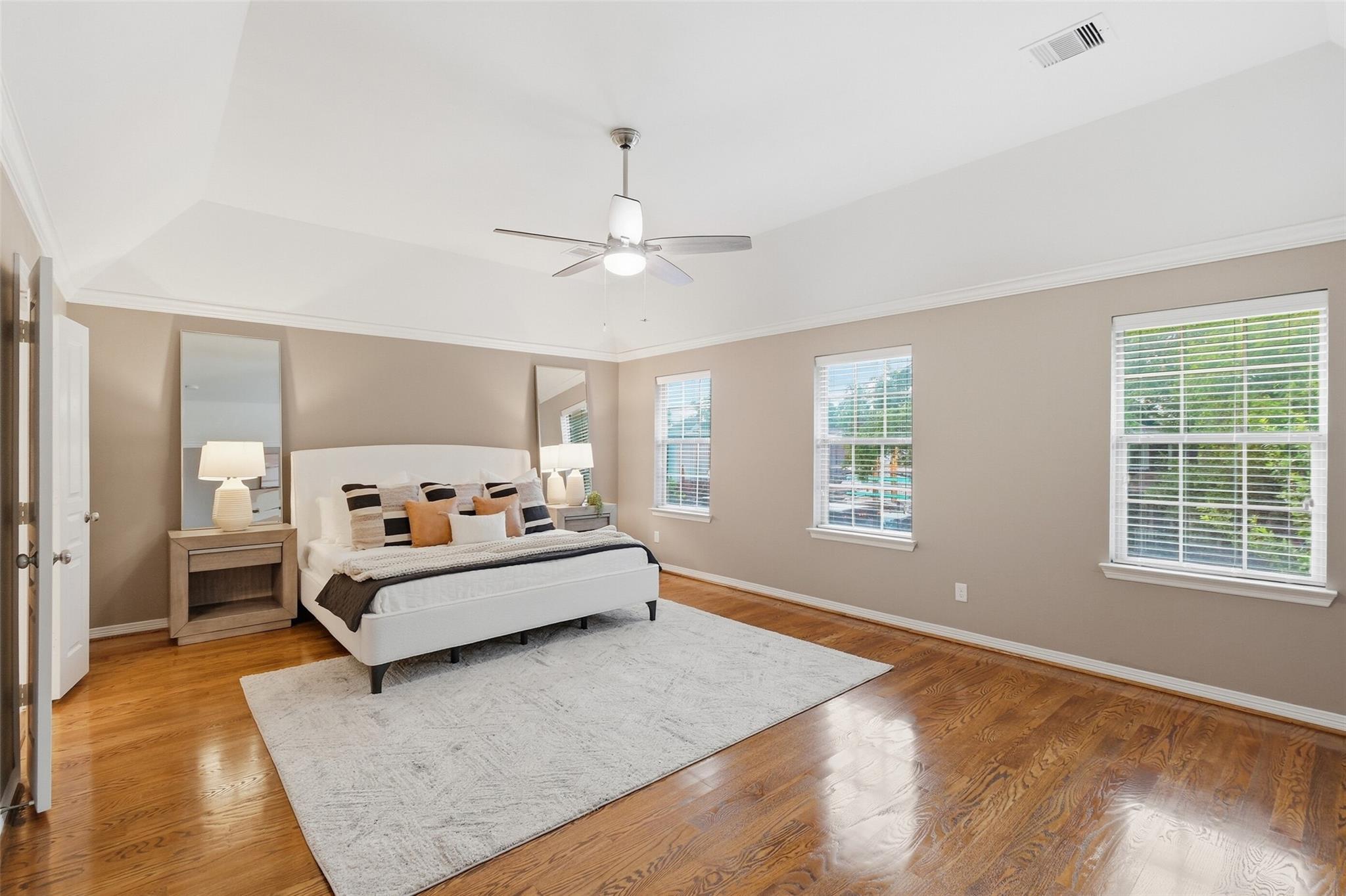 233 W 26th Street