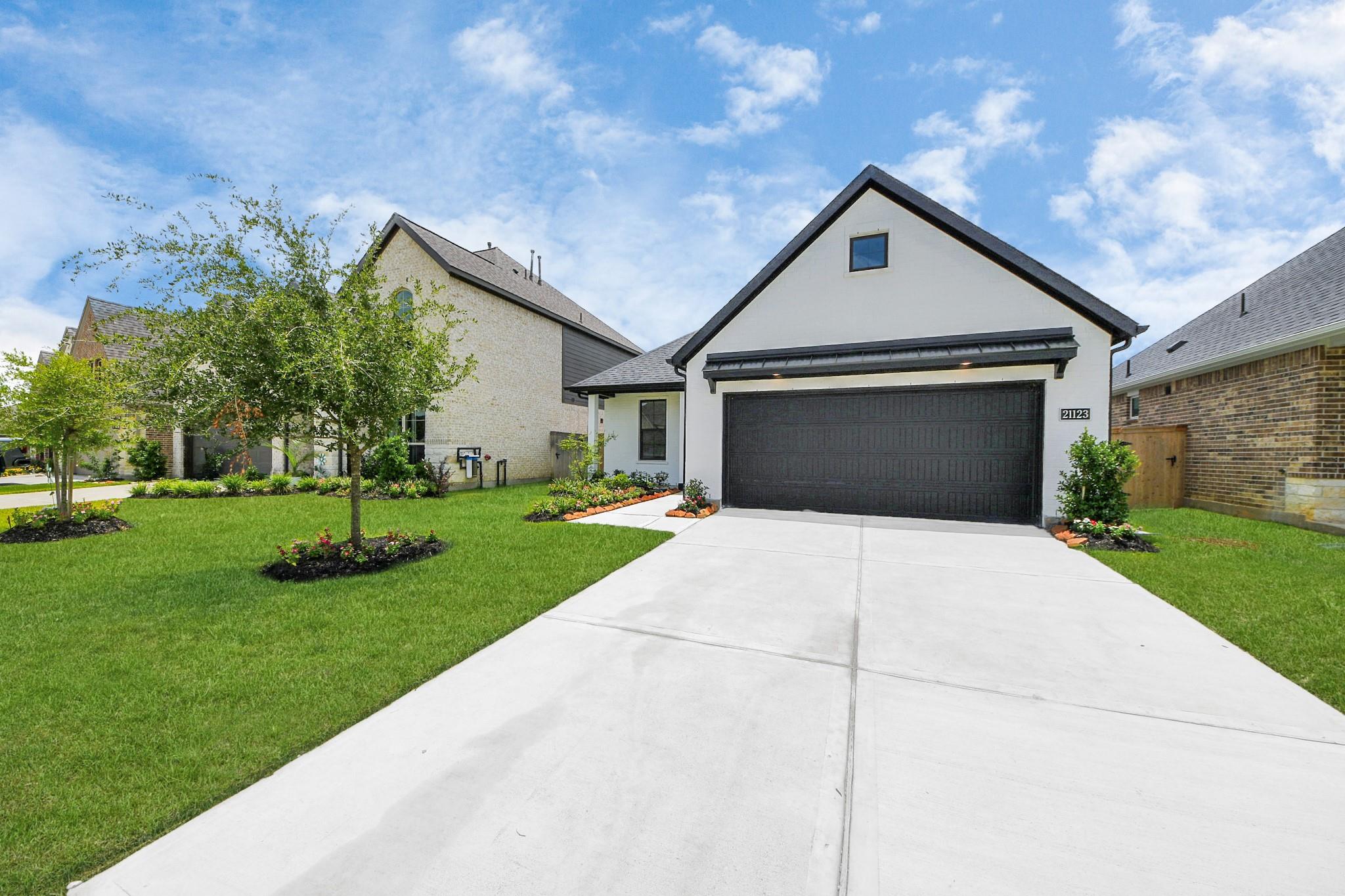 21123 Secret Garden Lane