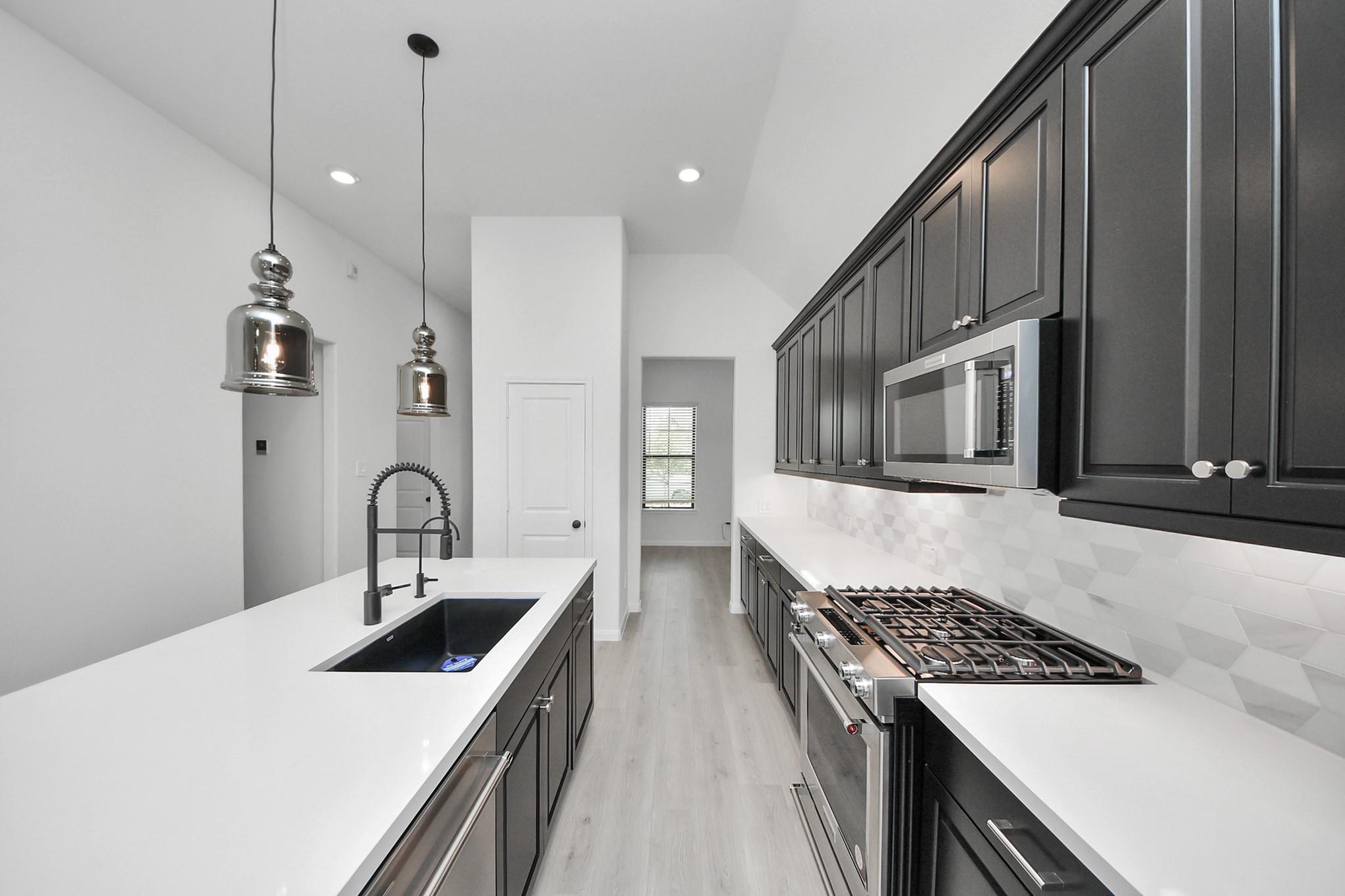 21123 Secret Garden Lane