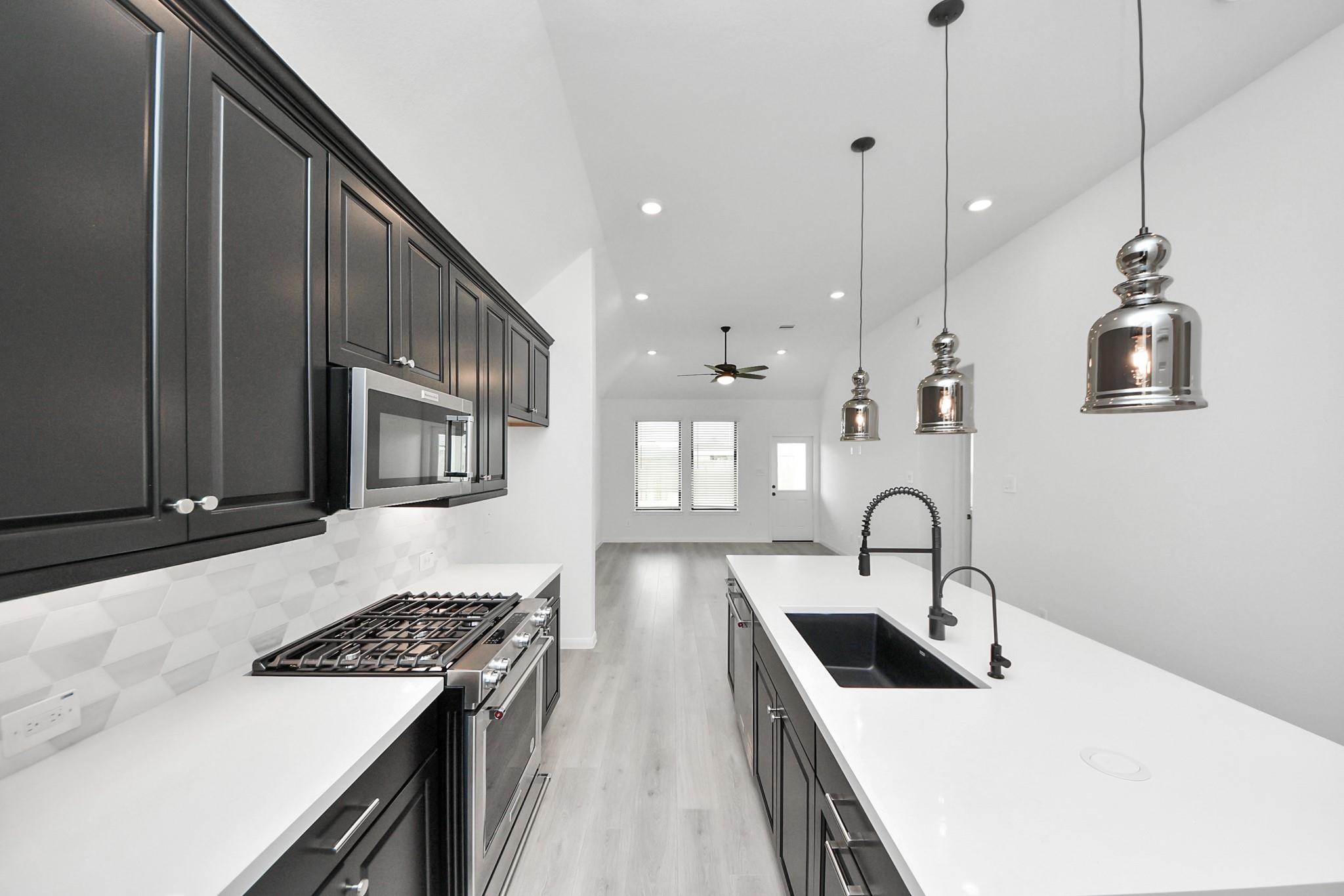 21123 Secret Garden Lane