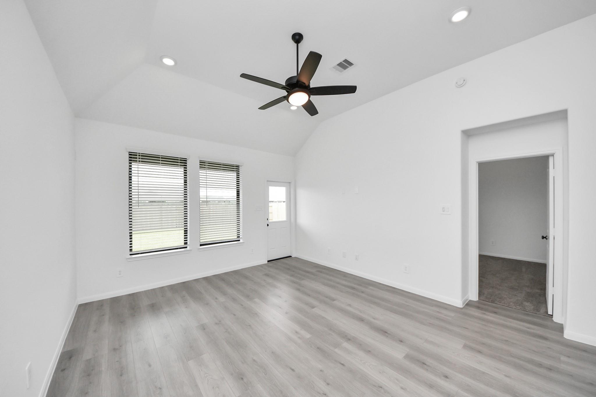 21123 Secret Garden Lane