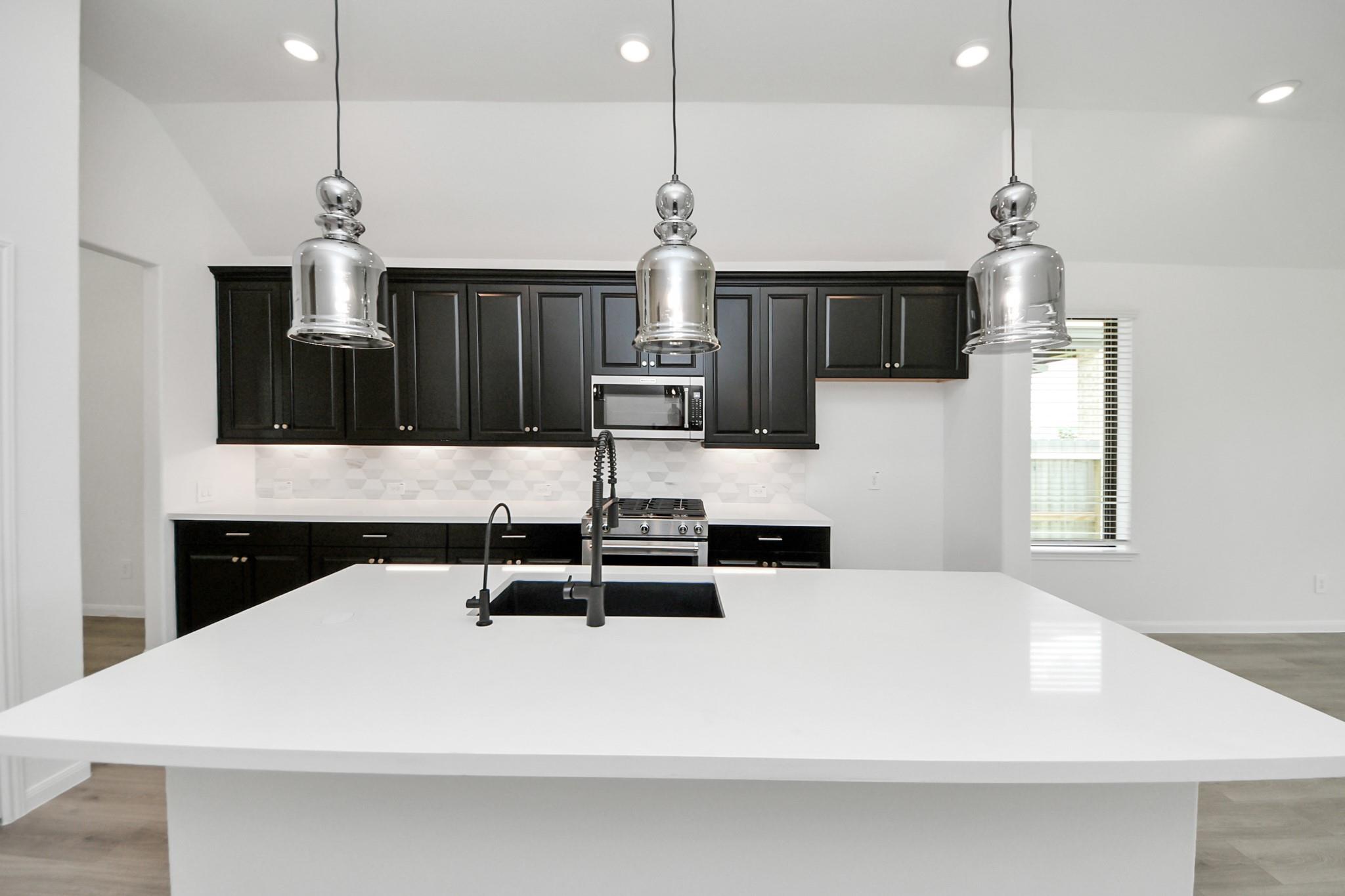 21123 Secret Garden Lane