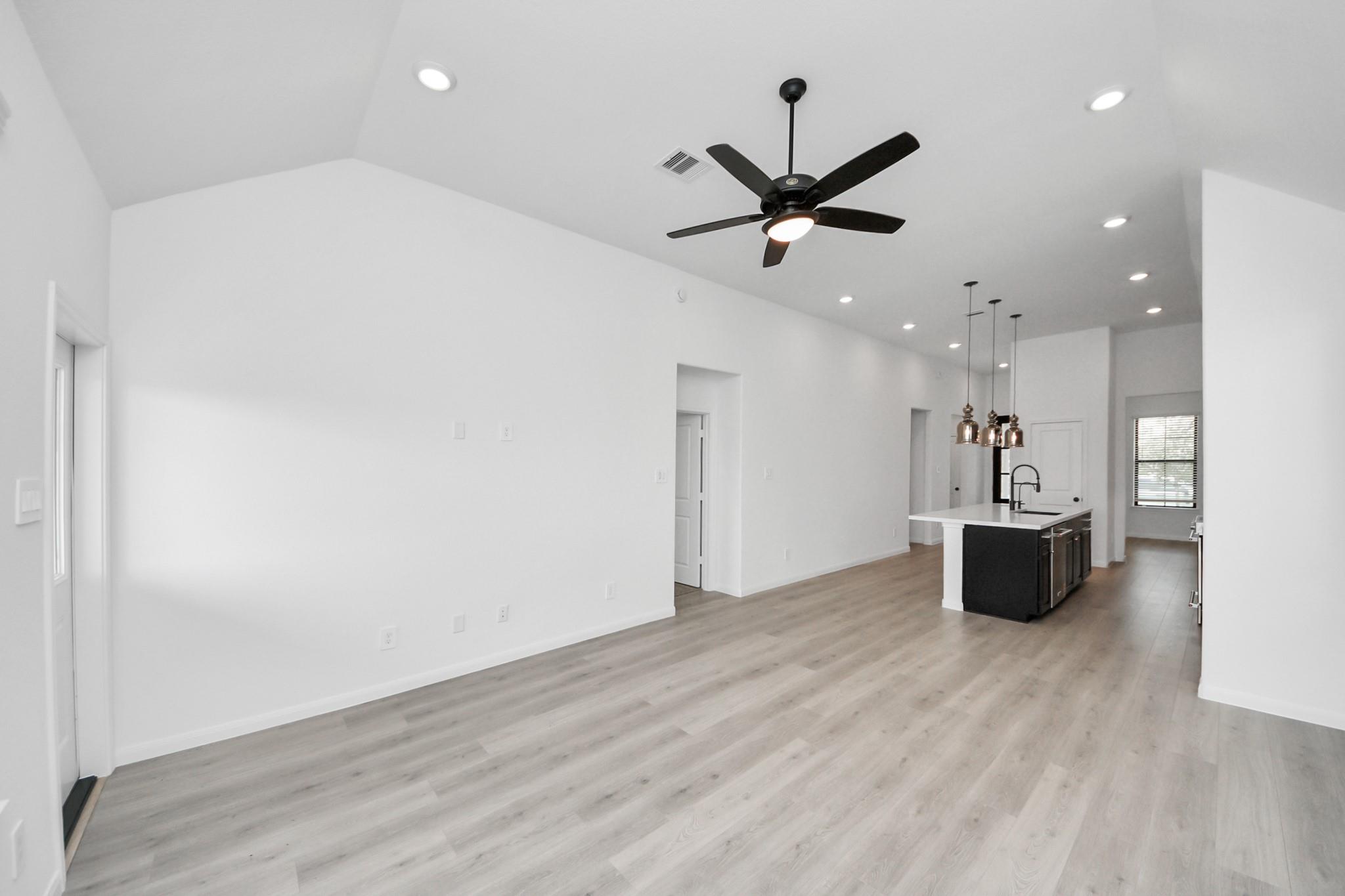 21123 Secret Garden Lane