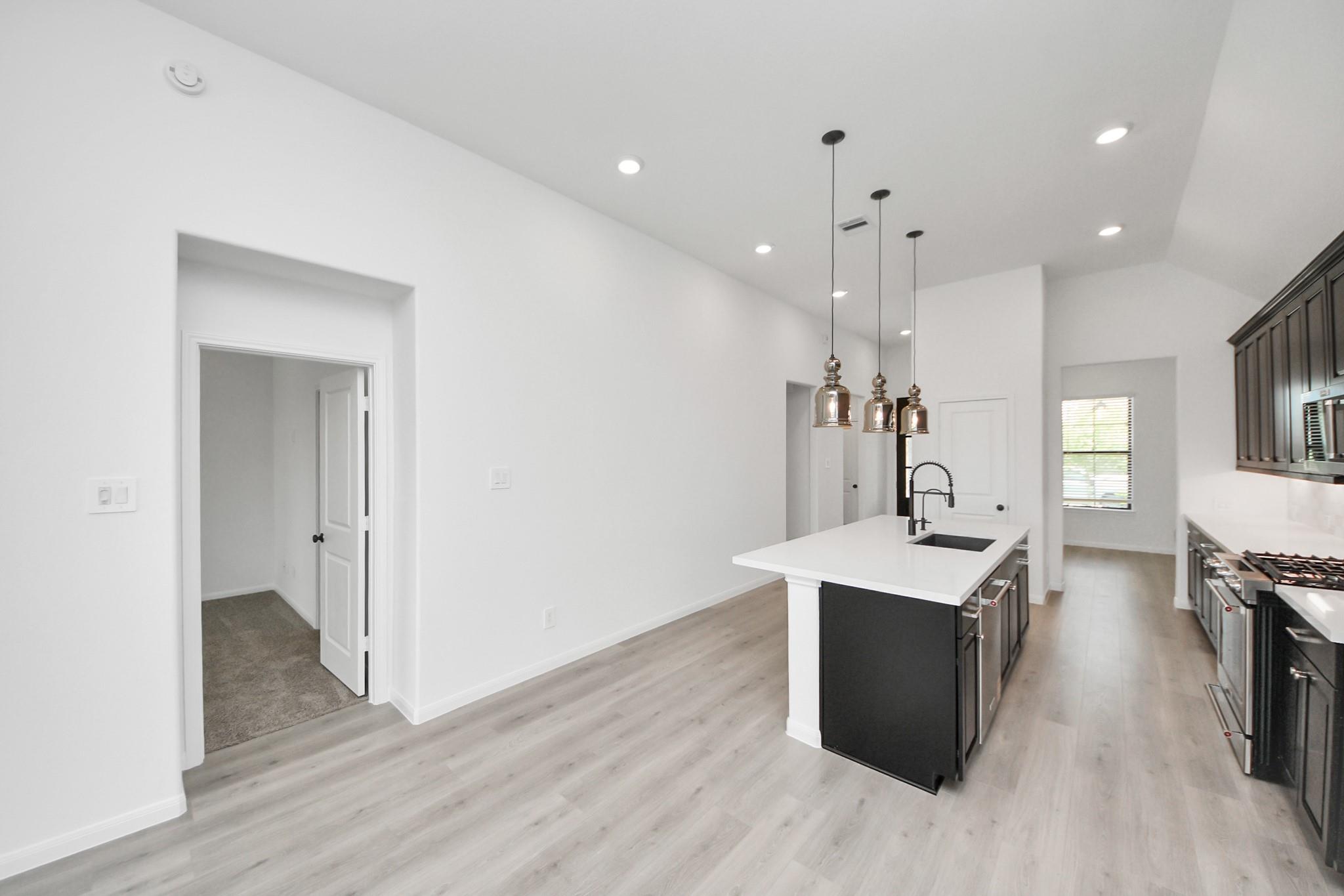 21123 Secret Garden Lane