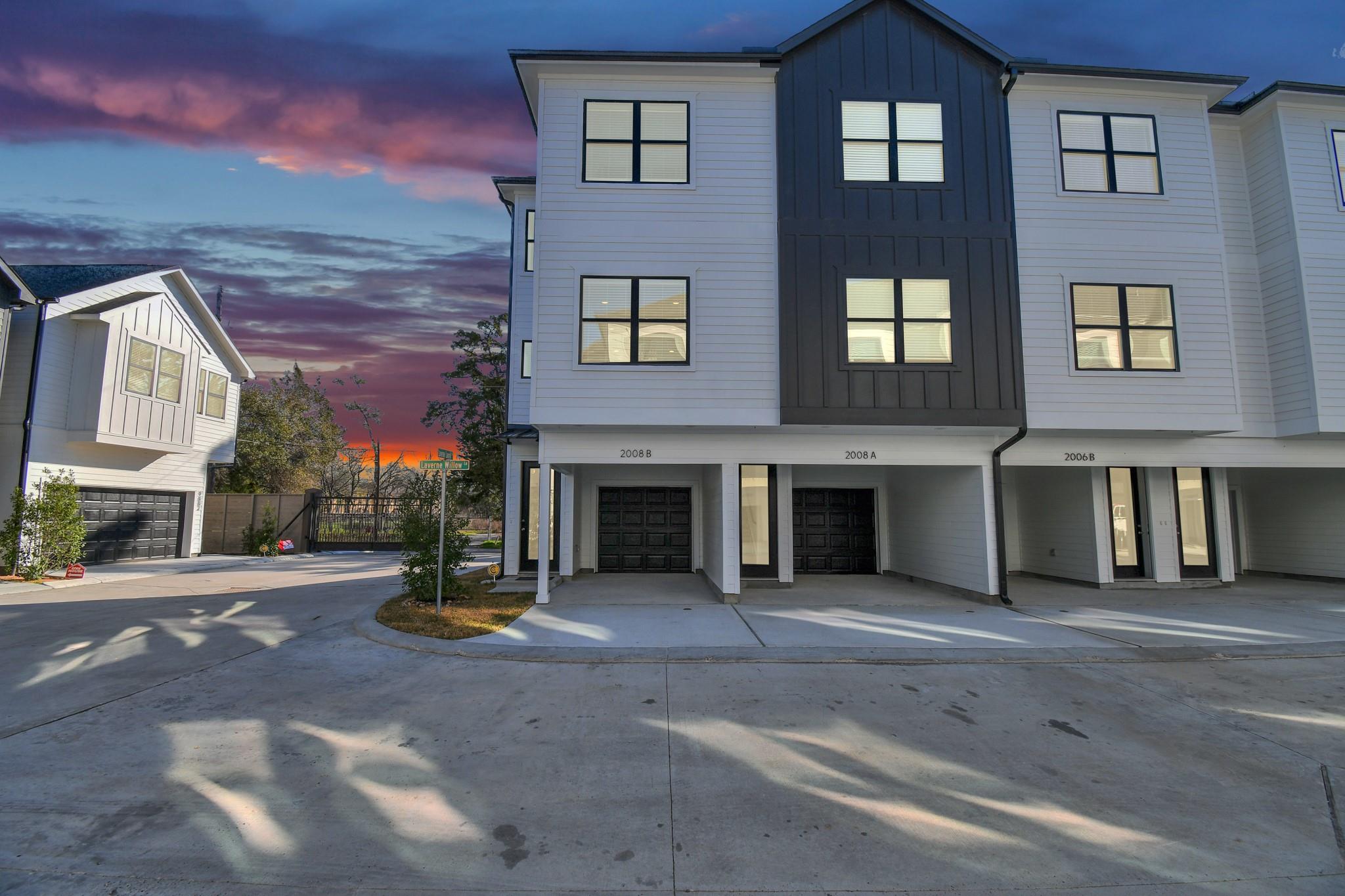 2007 Laverne Hollow Lane # B, Houston Unit: B