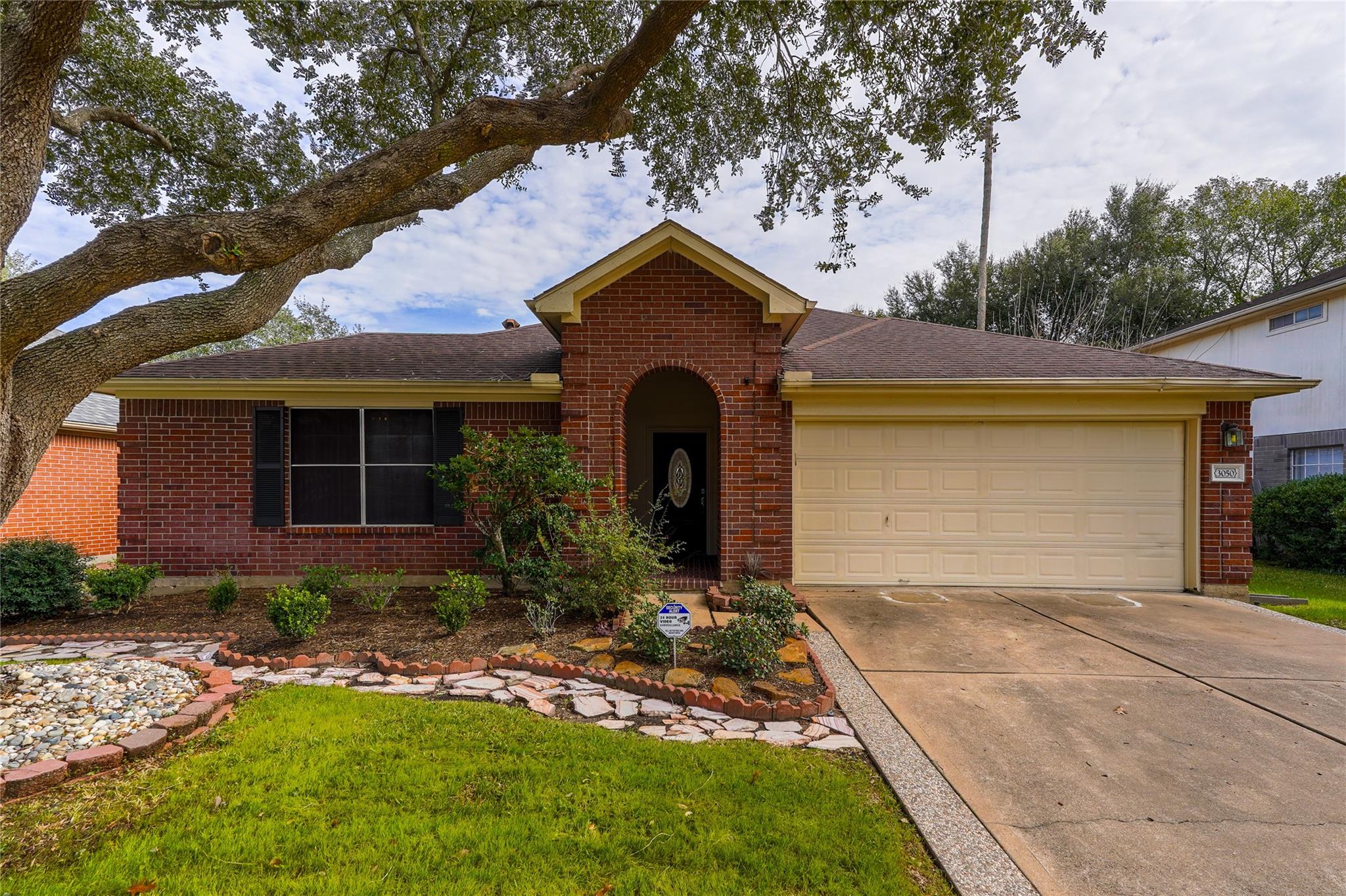 3050 Texas Oak Drive