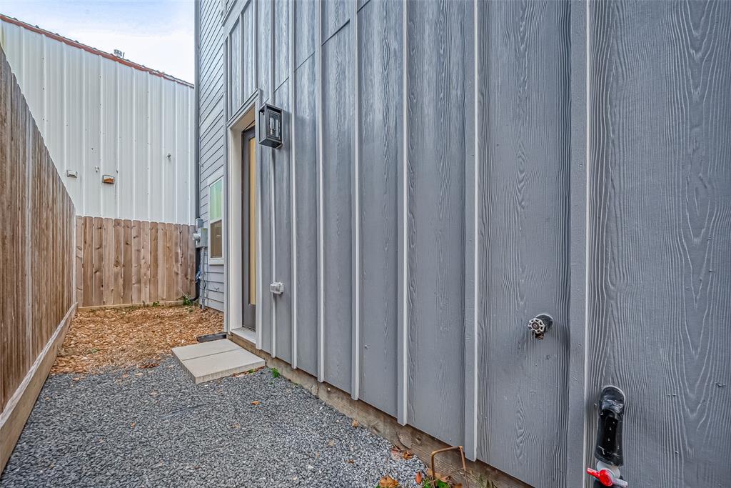 948 Fisher Street Unit: E