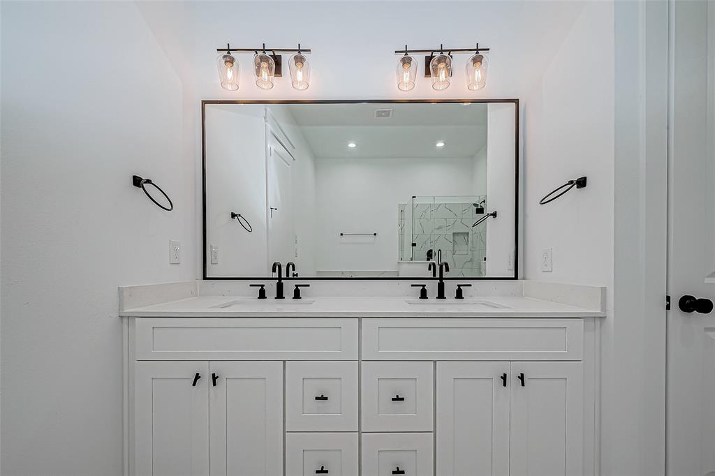 948 Fisher Street Unit: E