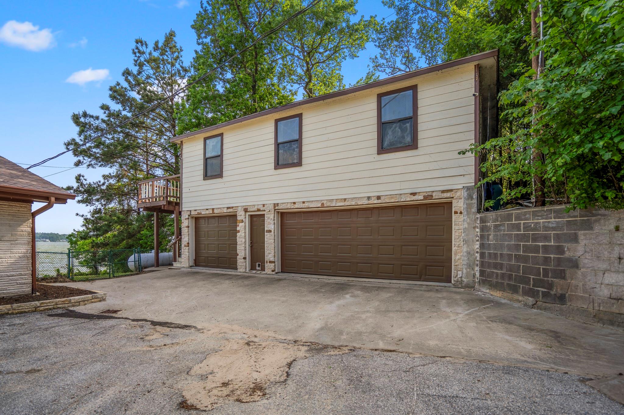 635 Burris Drive