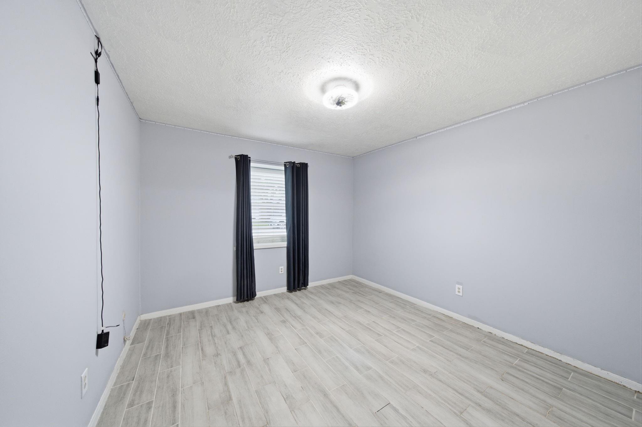 1814 Crooked Creek Lane