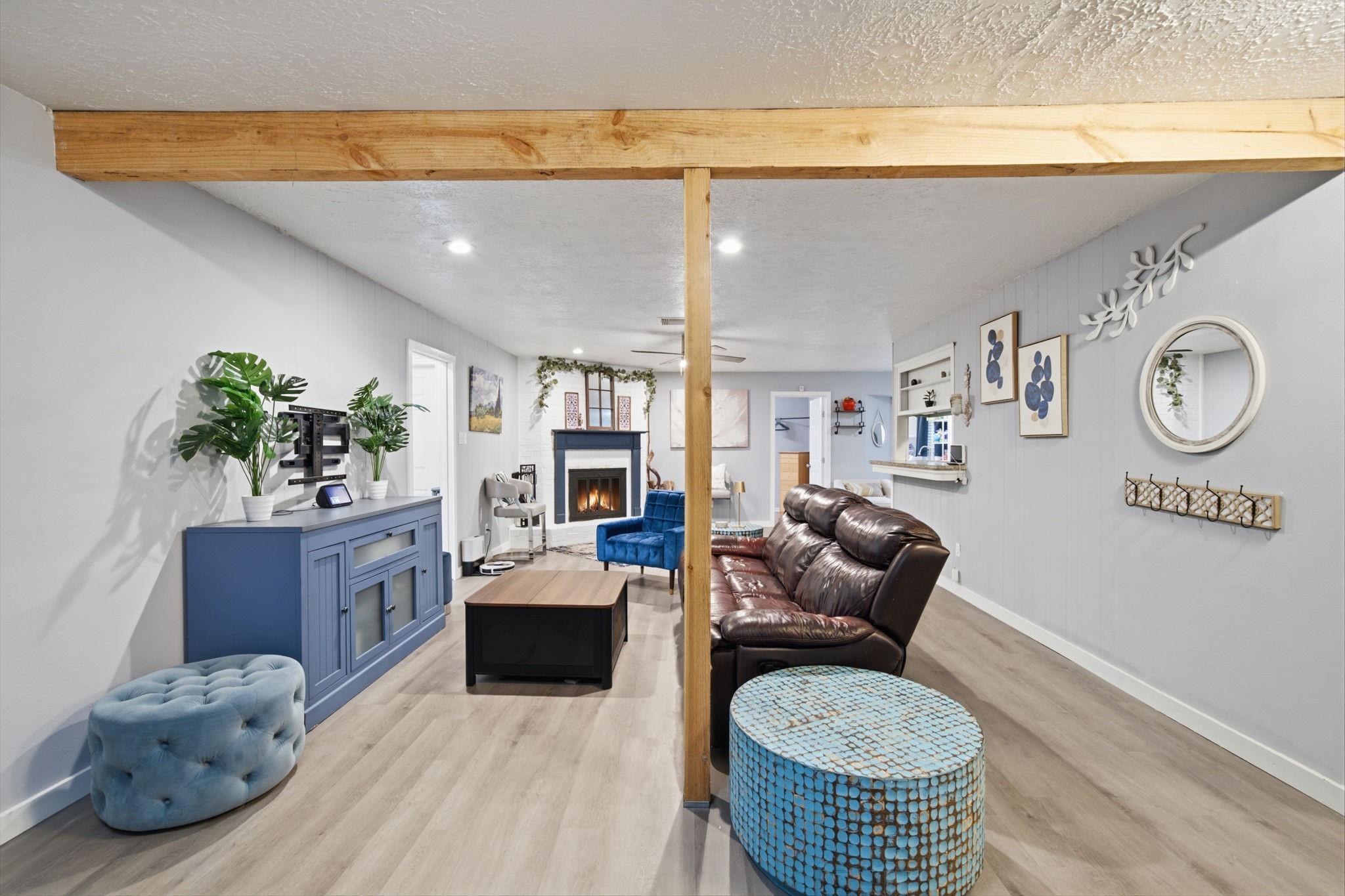 1814 Crooked Creek Lane