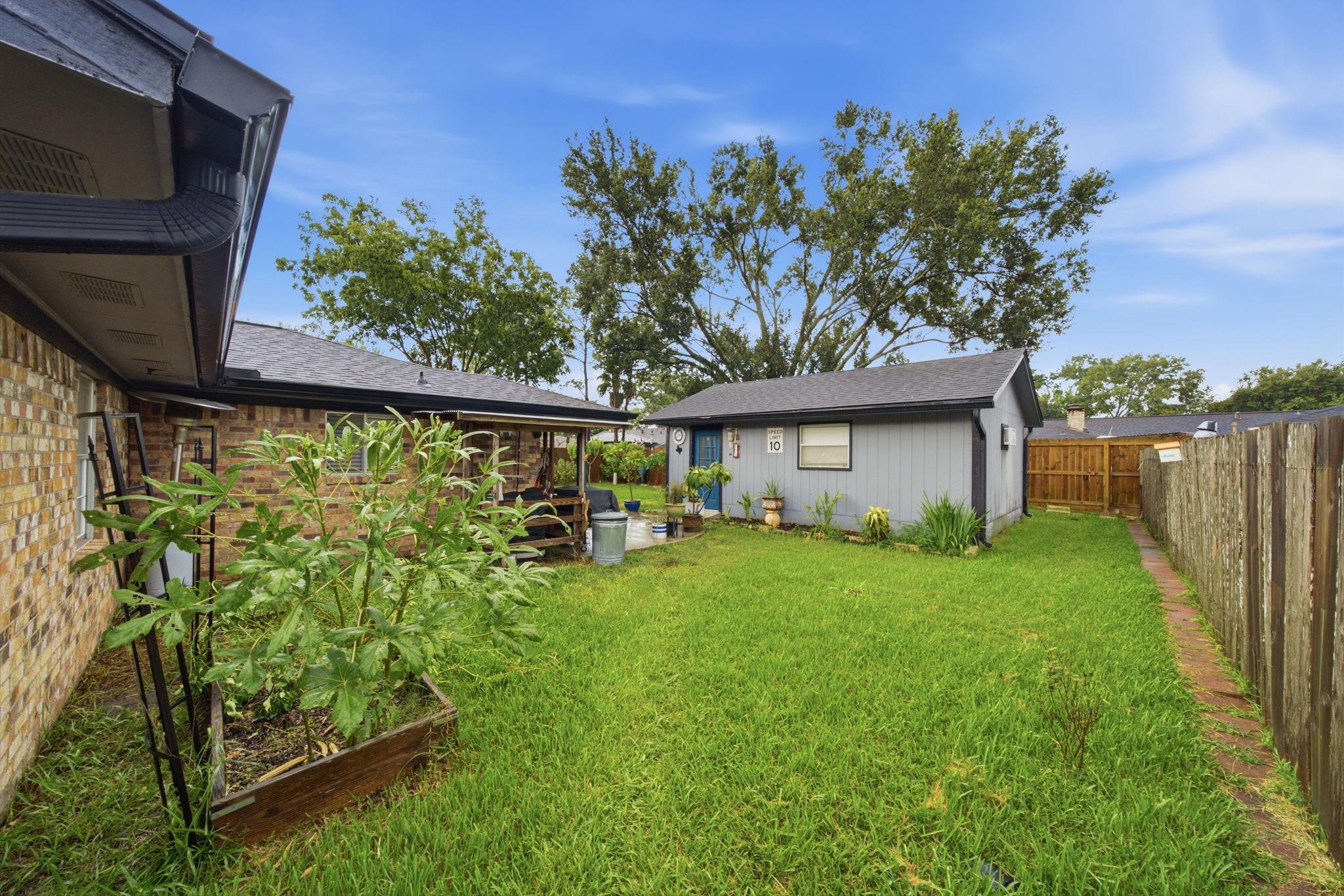 1814 Crooked Creek Lane