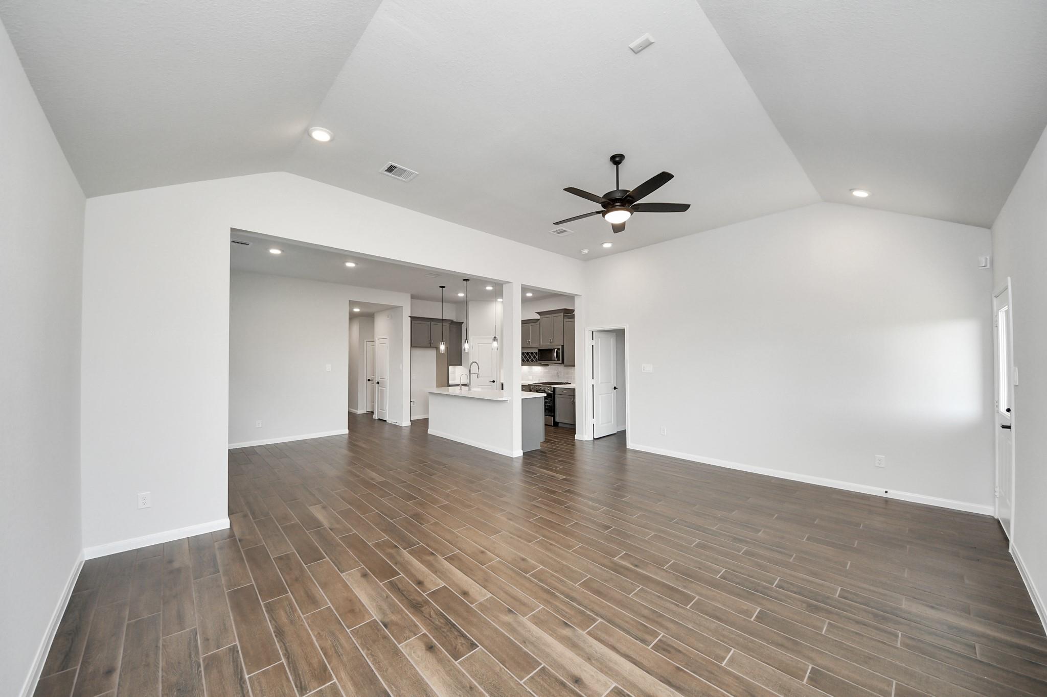 6723 Arabella Lakes Drive