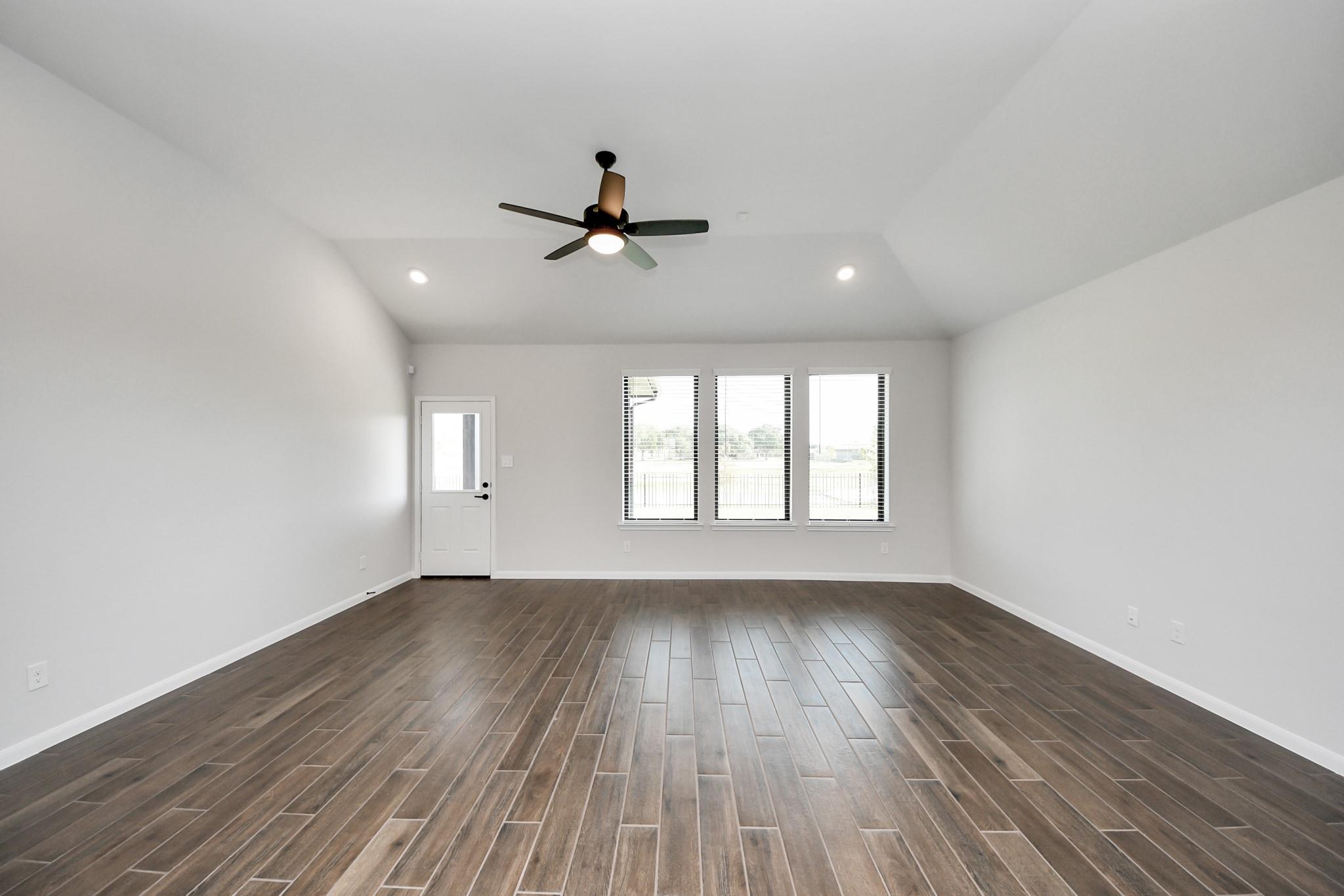 6723 Arabella Lakes Drive