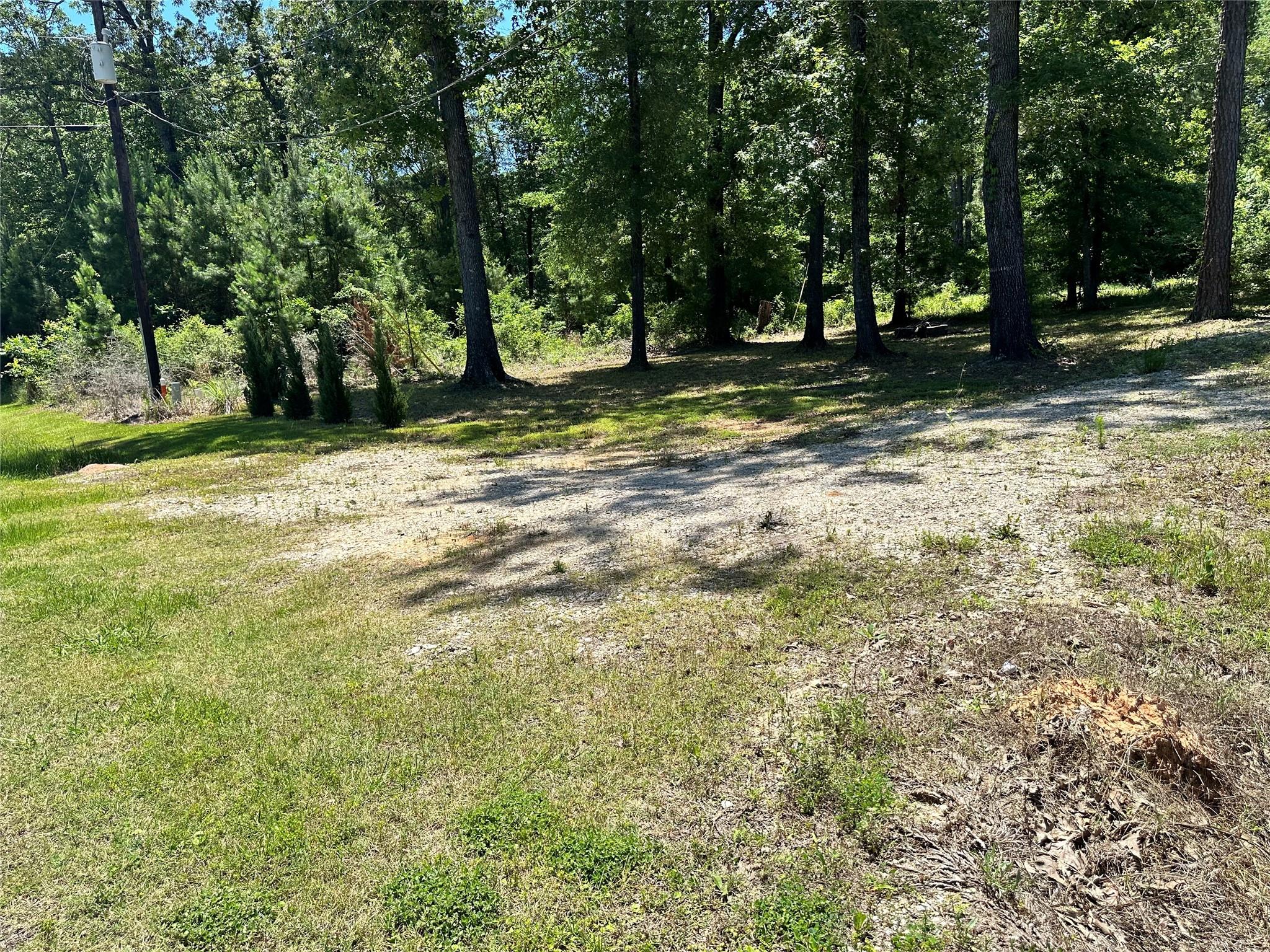 476 W Woodland Shores Drive