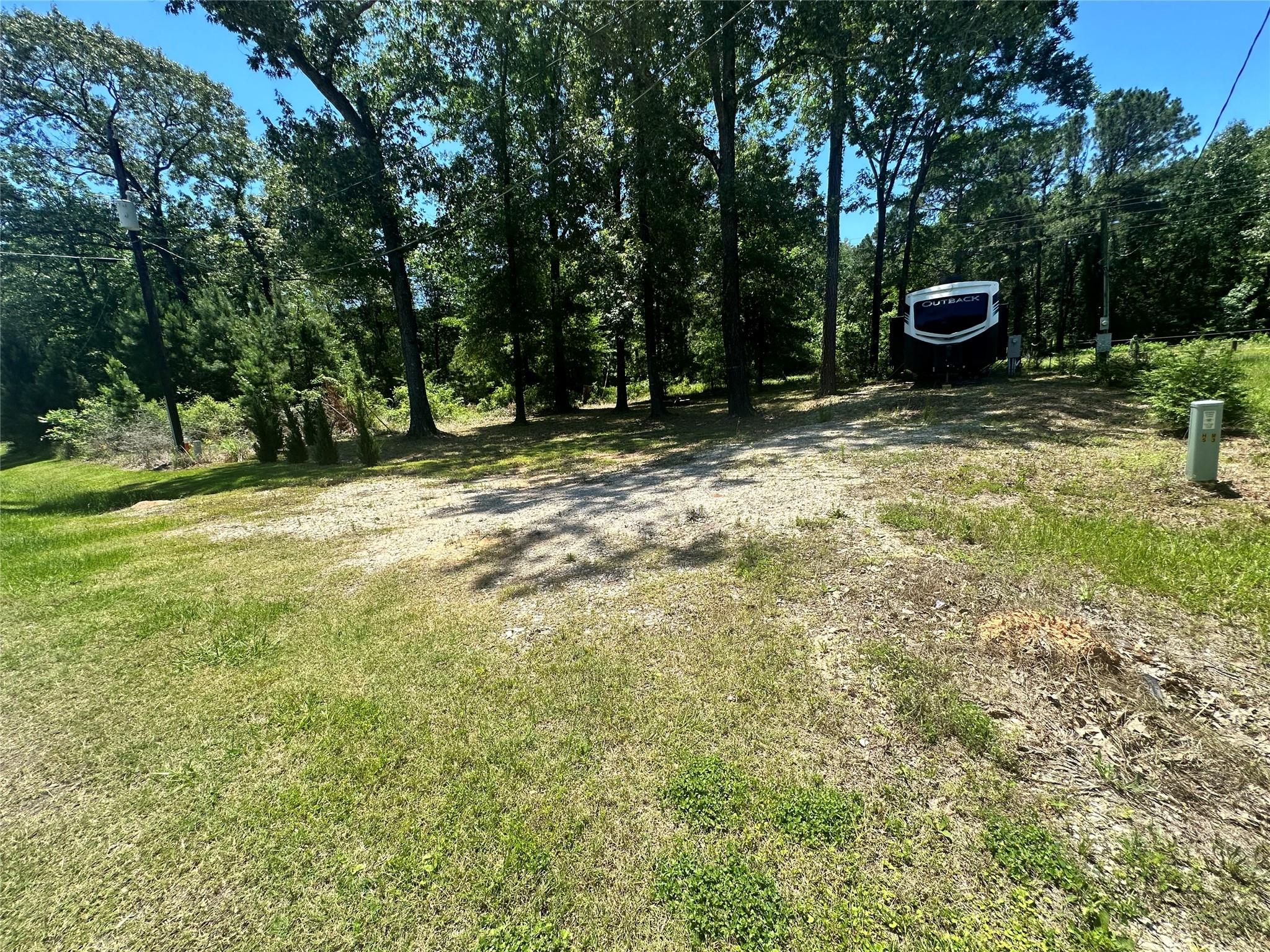 476 W Woodland Shores Drive
