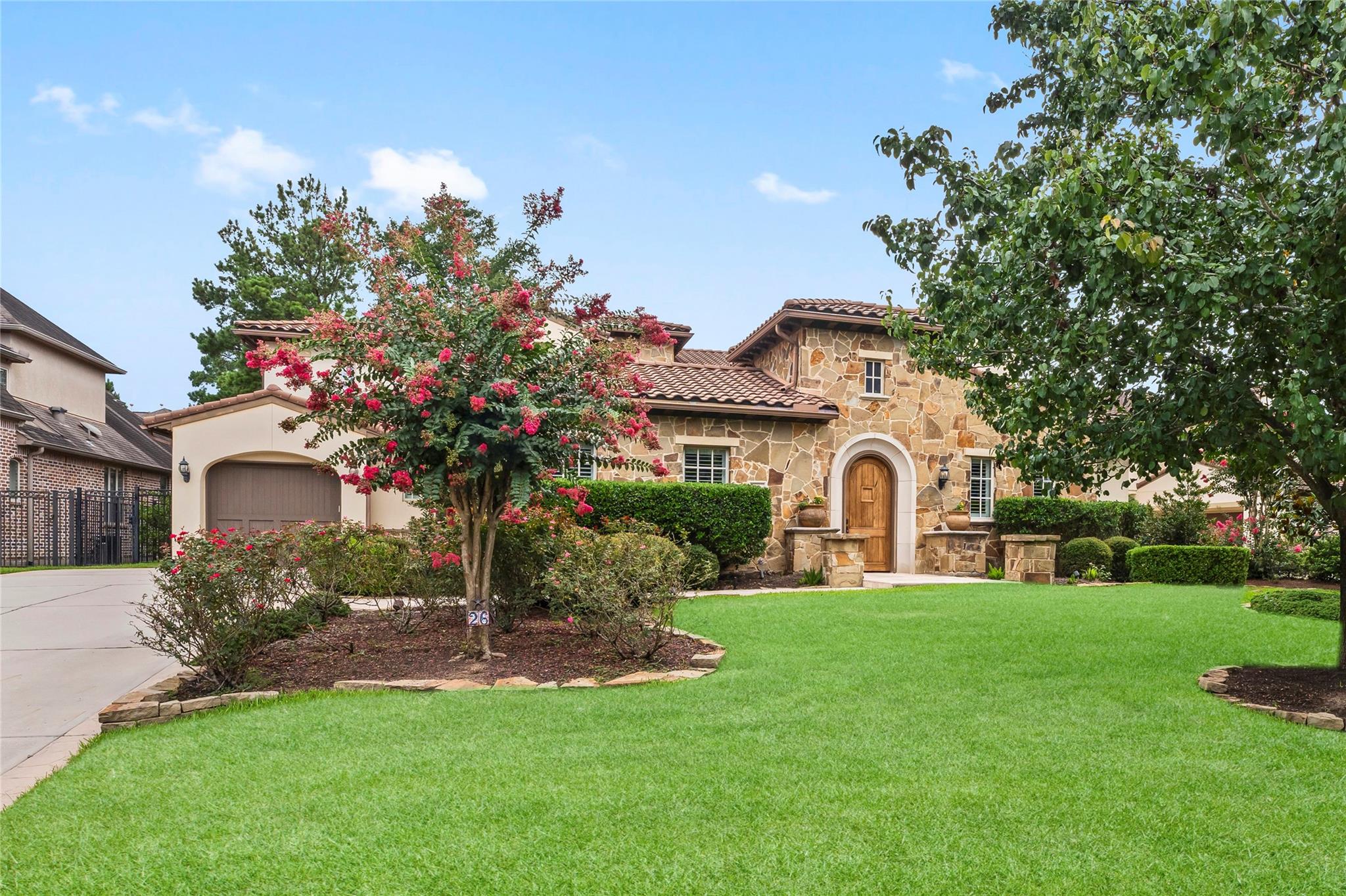 26 N Player Manor Circle