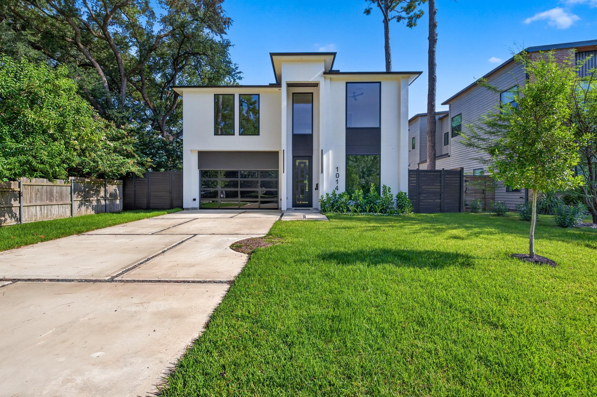 1014 Gardenia Drive
