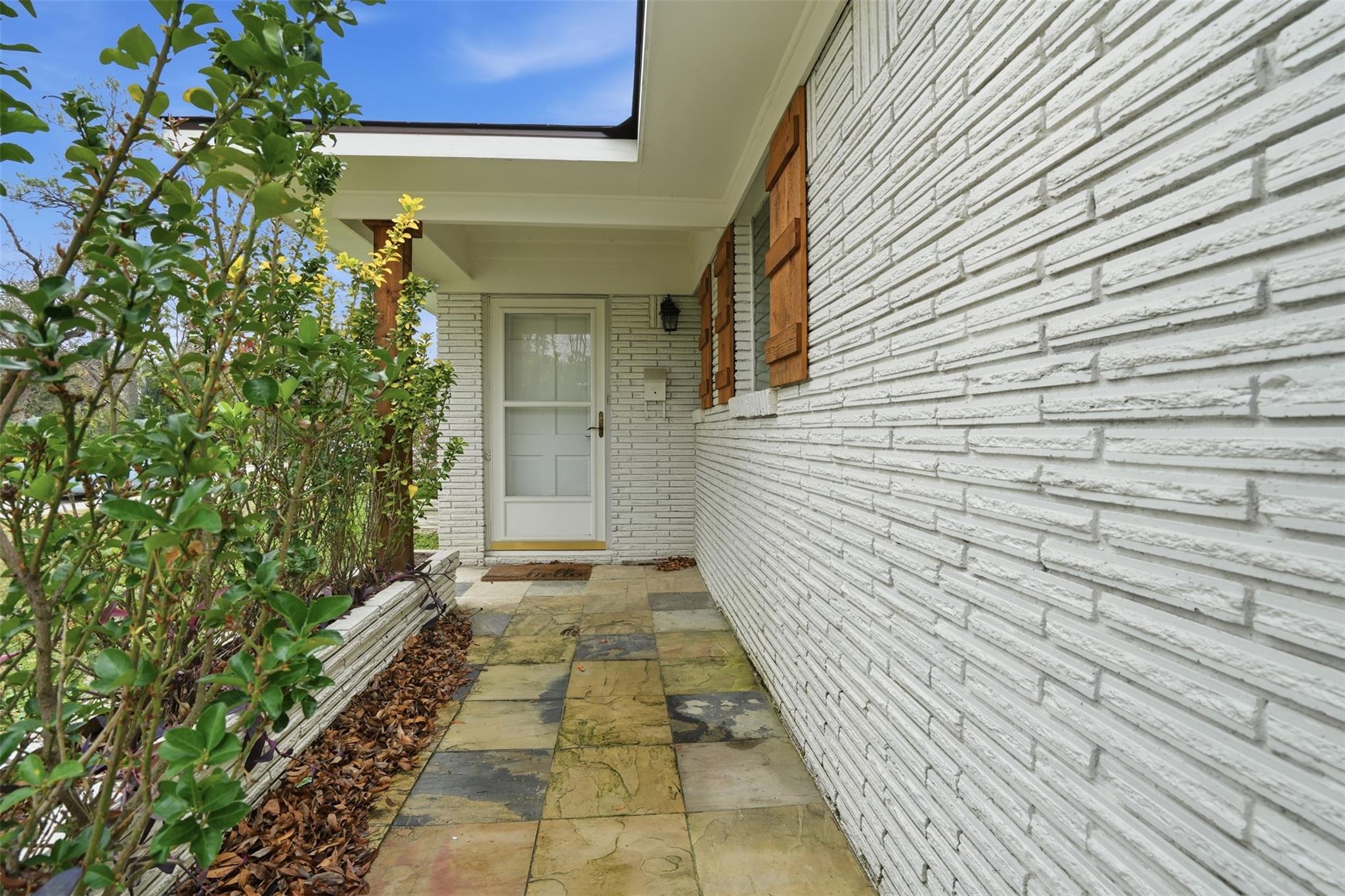 6023 Pineshade Lane