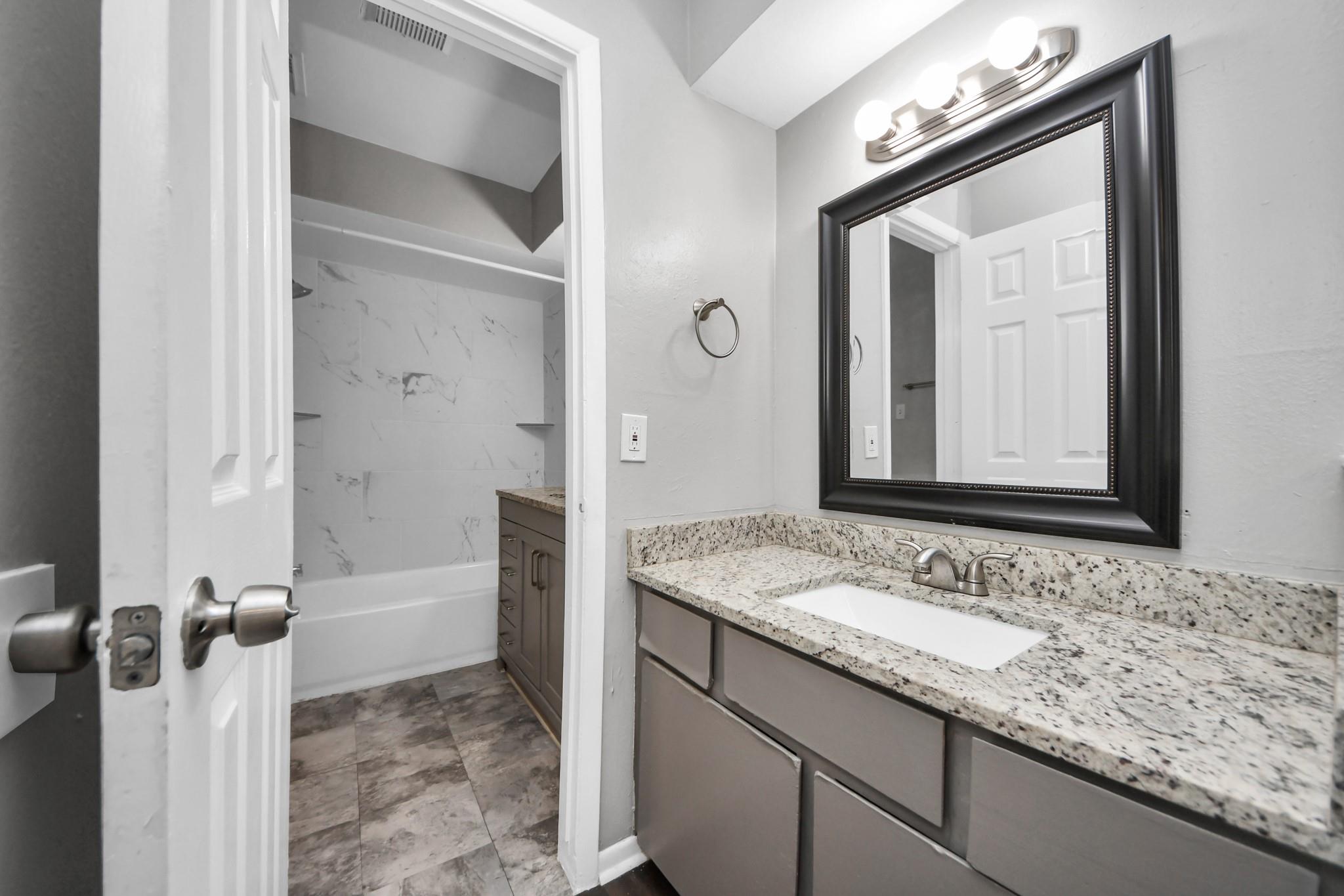 1736 Crestdale Drive # 6