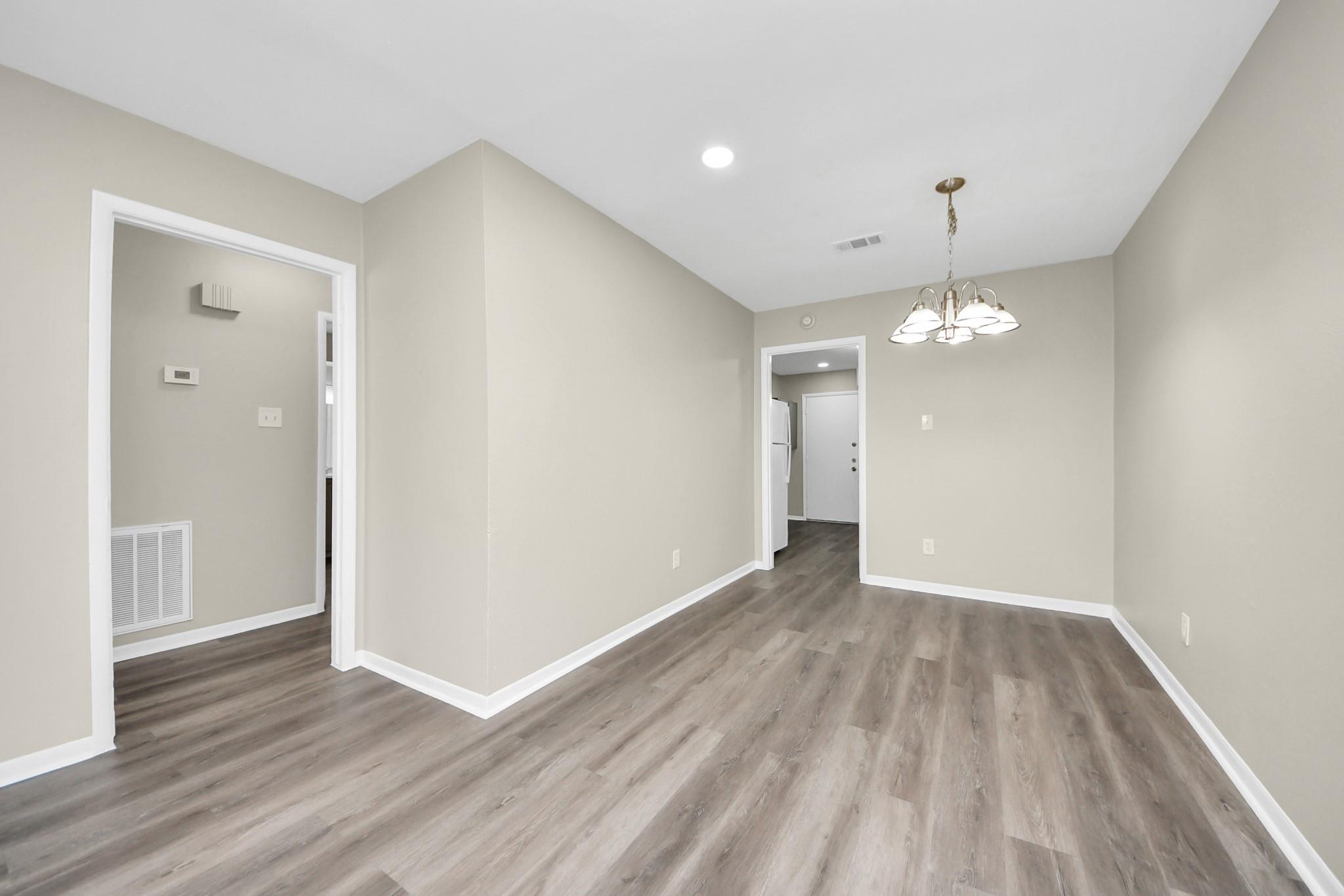 1736 Crestdale Drive # 6