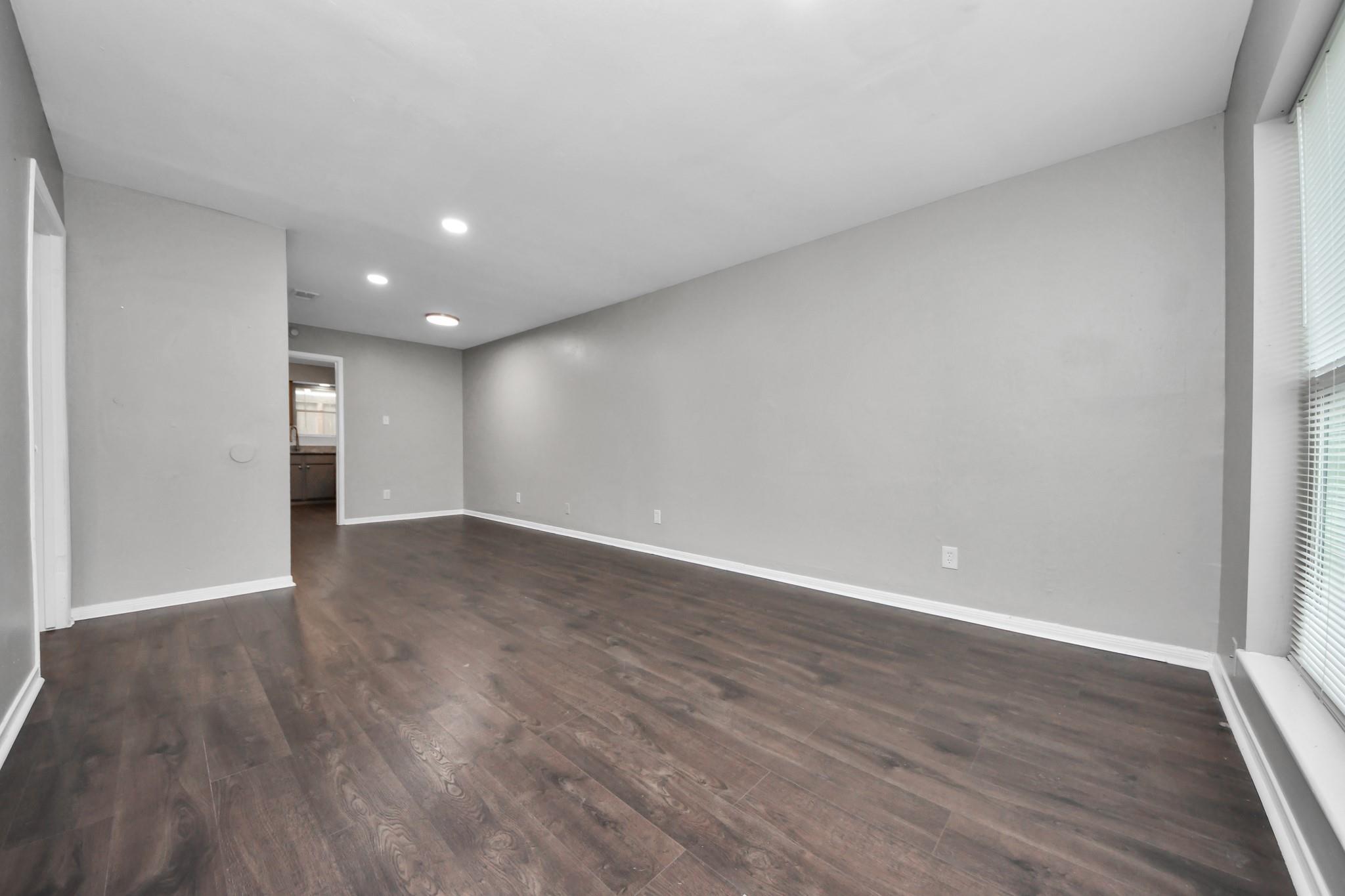 1736 Crestdale Drive # 6