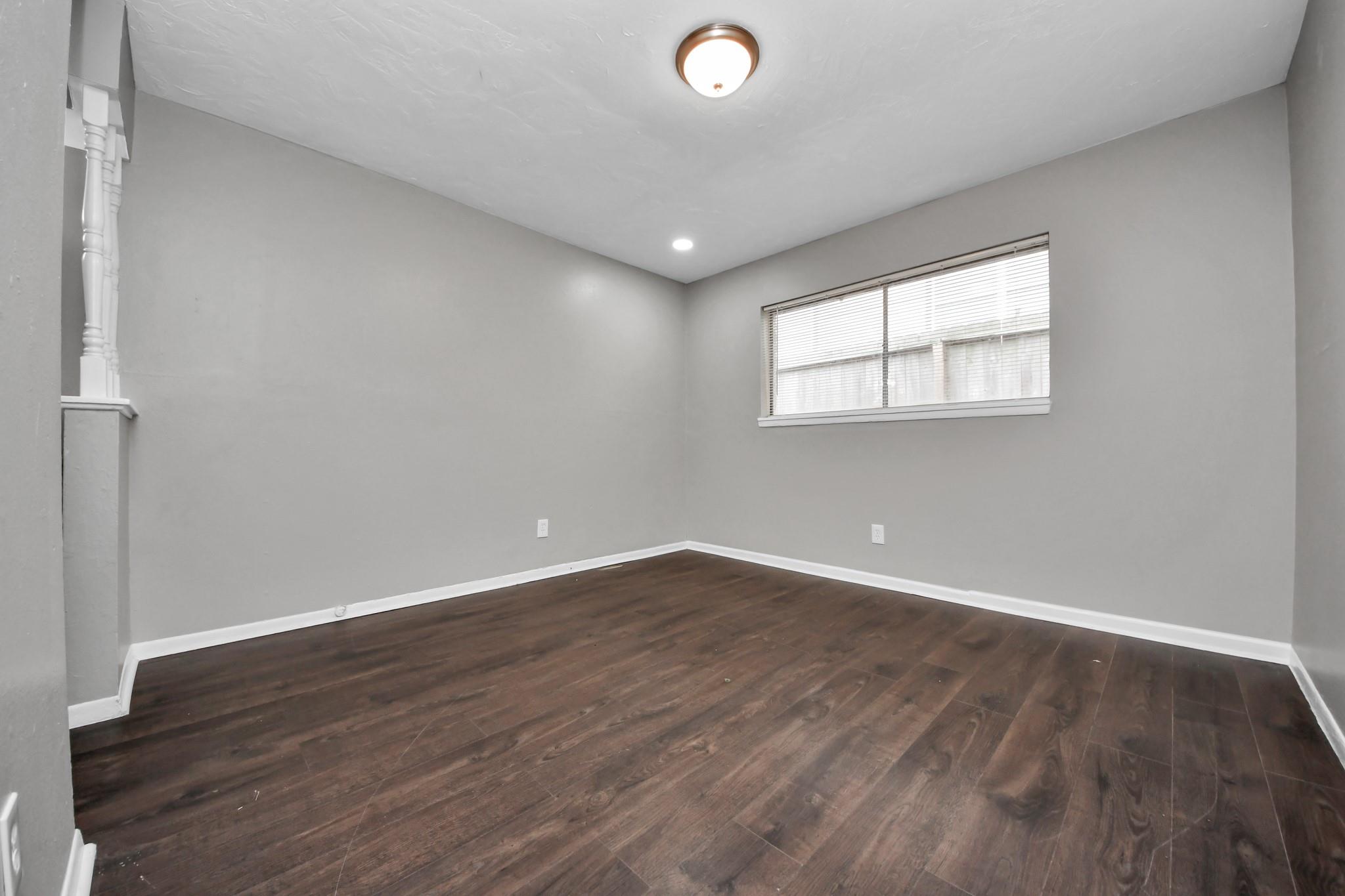 1736 Crestdale Drive # 6