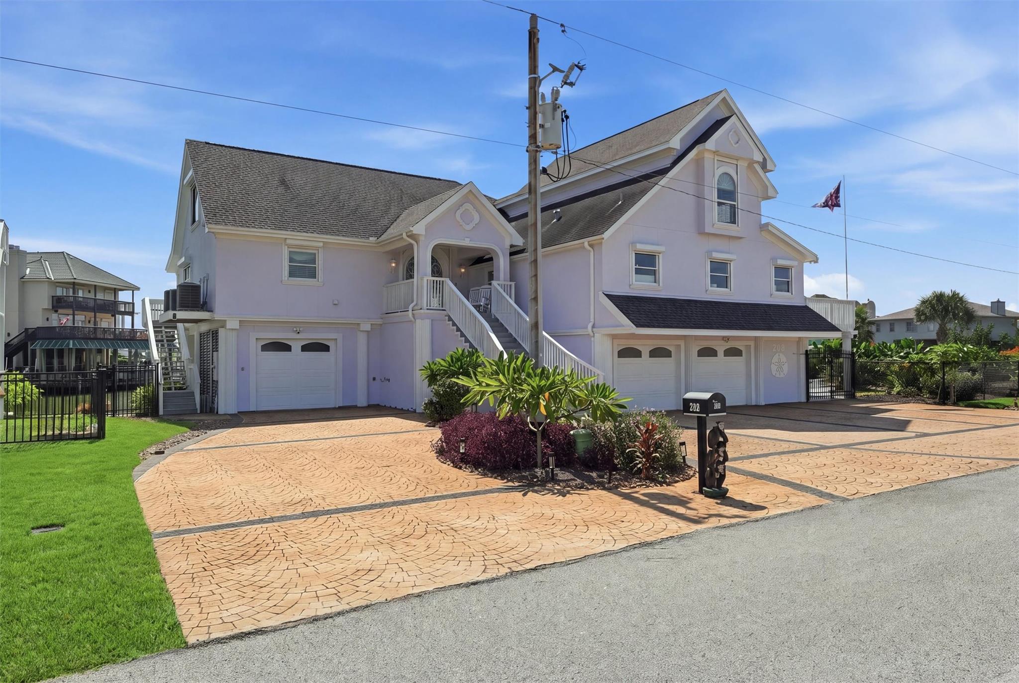 208 Coconut Street