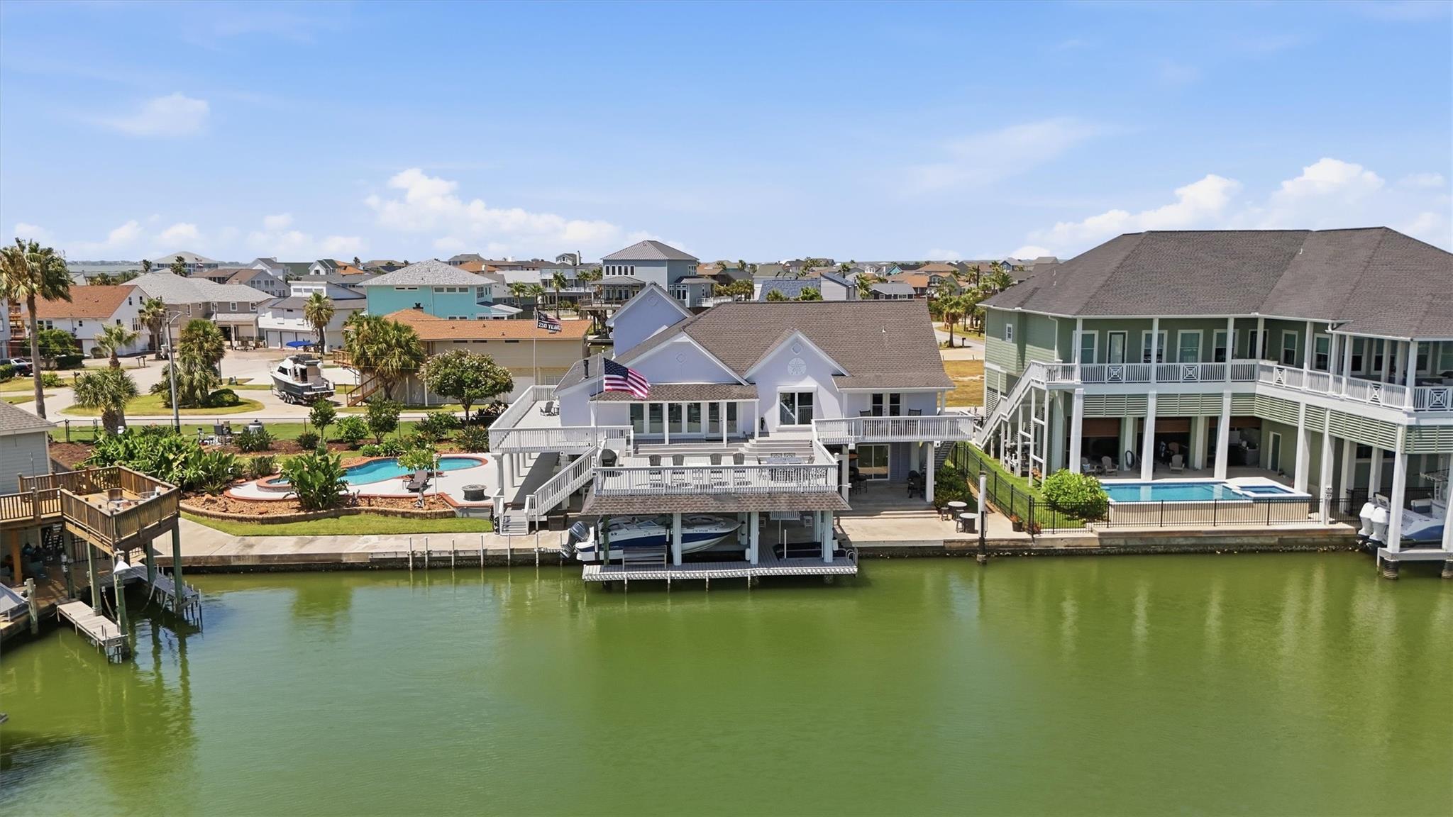 208 Coconut Street