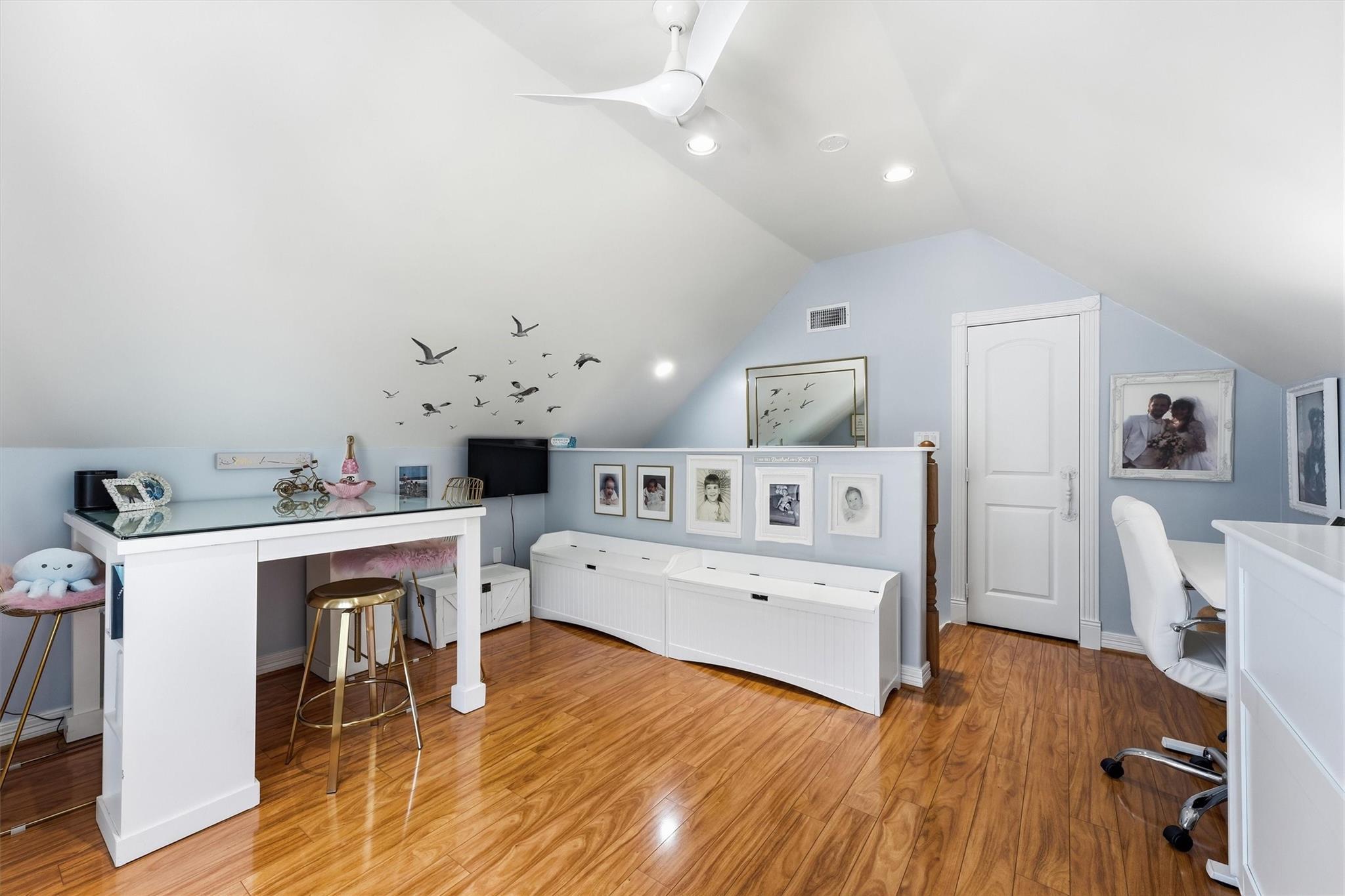 208 Coconut Street