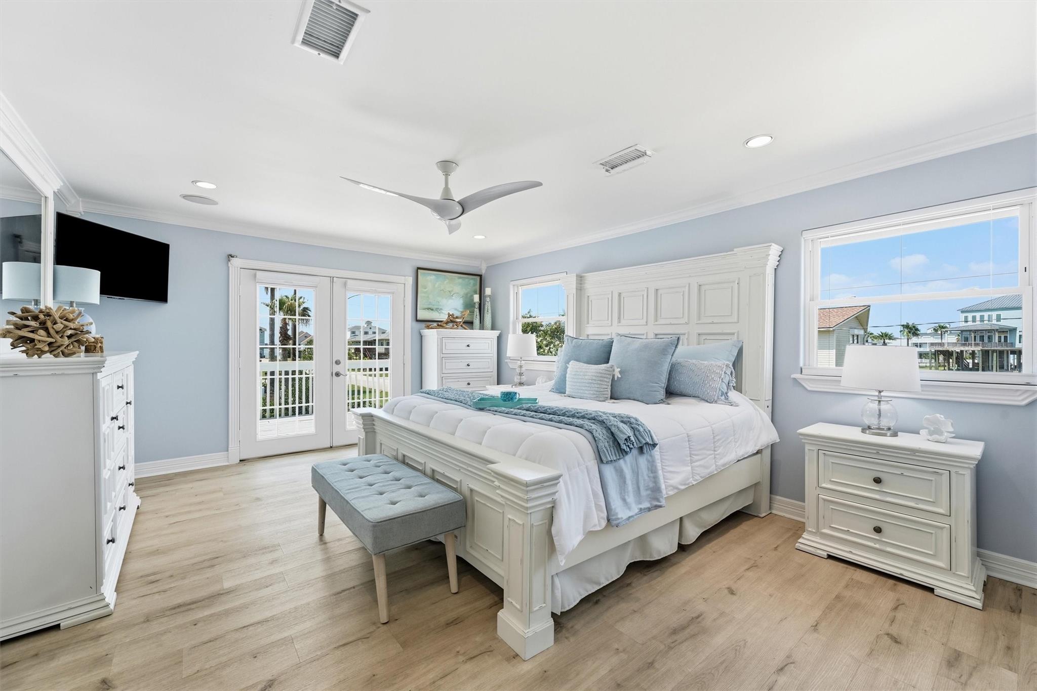 208 Coconut Street