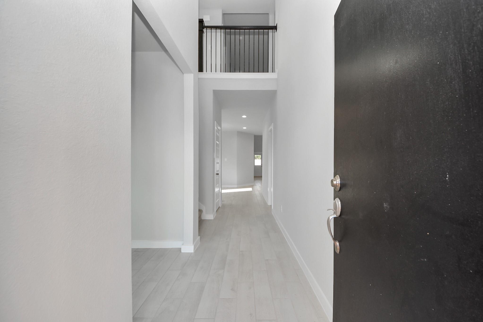 15111 Statice Trail