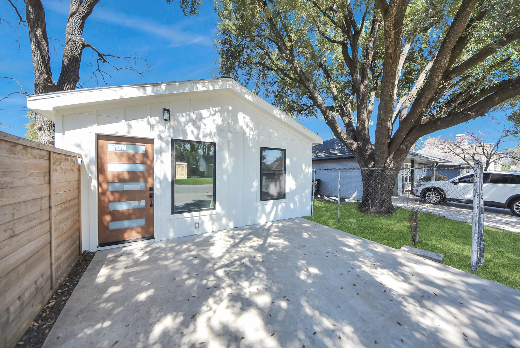 4218 T C Jester Blvd