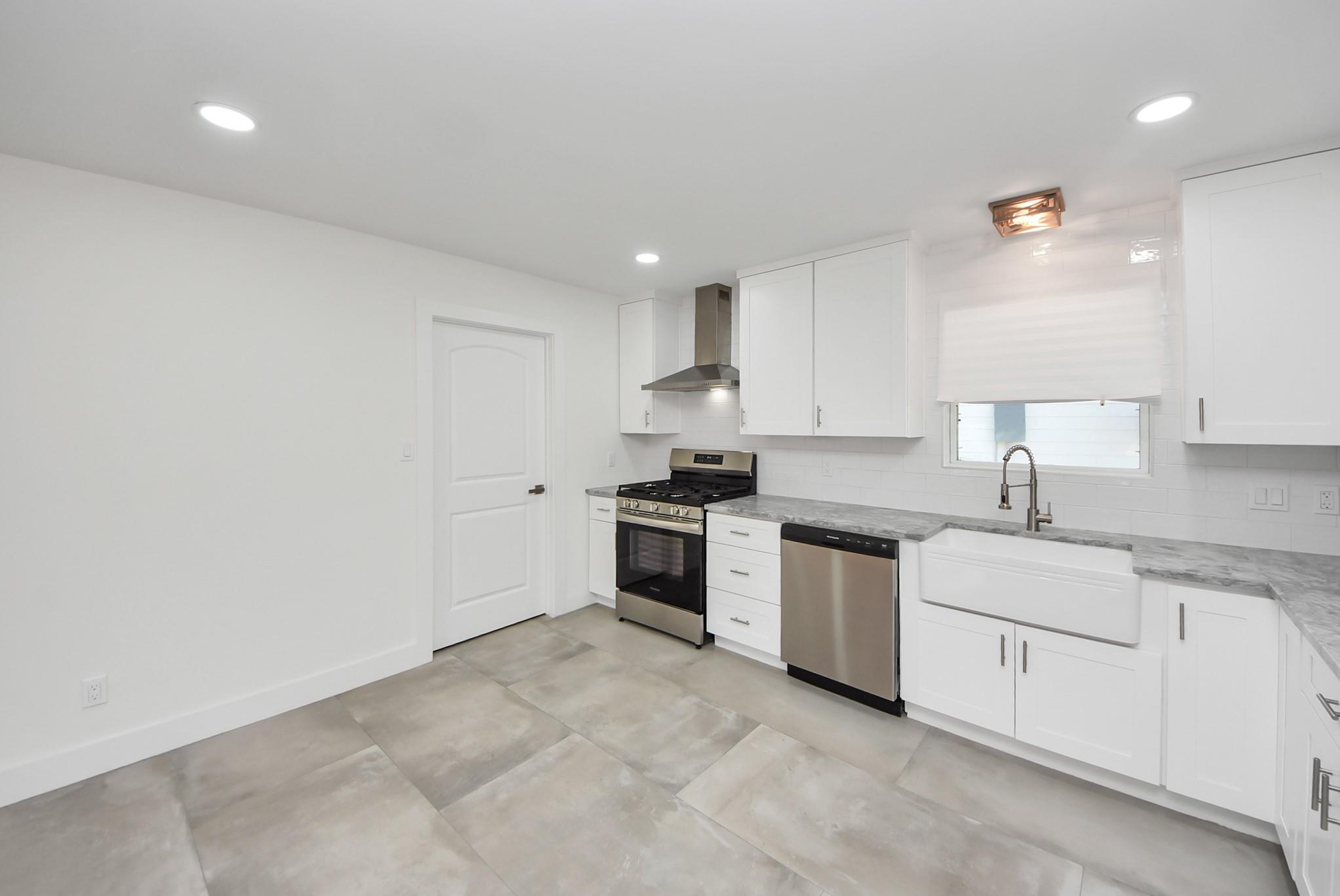 4218 T C Jester Blvd