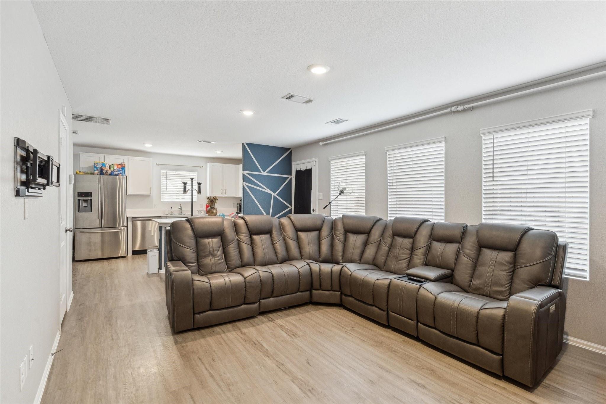 22014 Birchwood River Trail