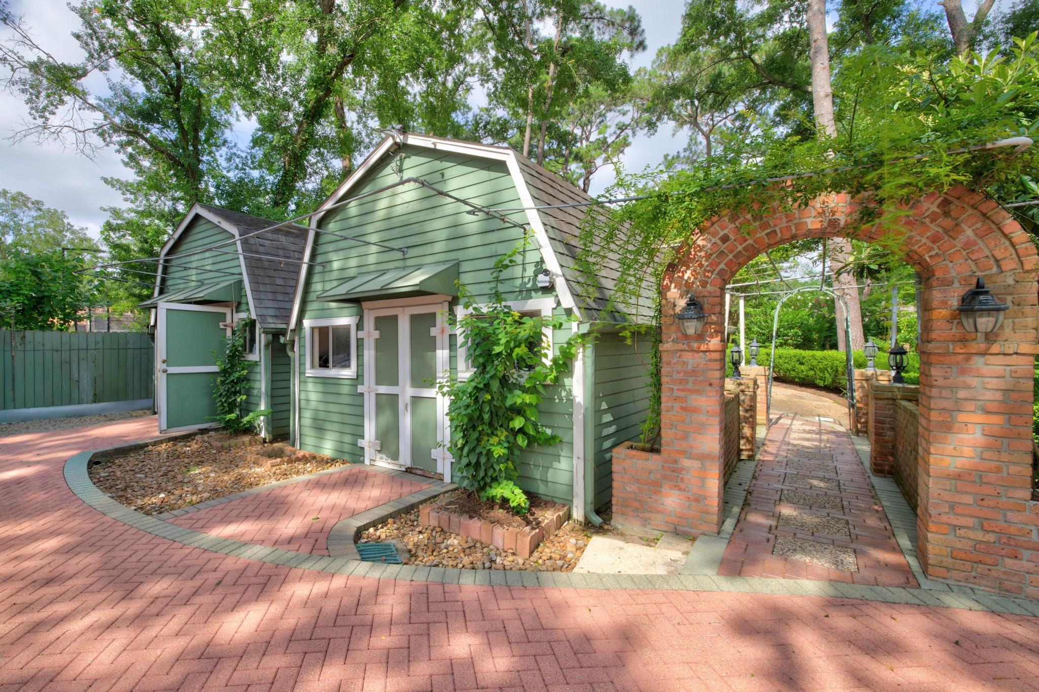35 W Rivercrest Drive