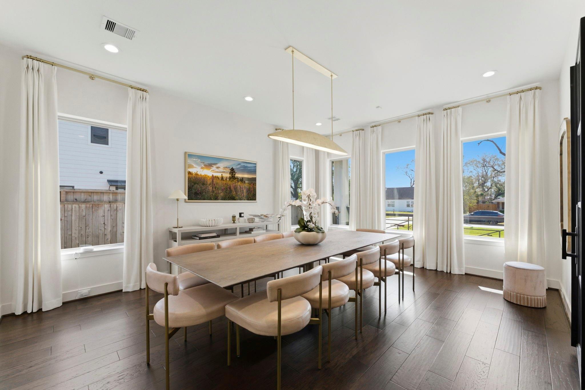 802 W 30th Street