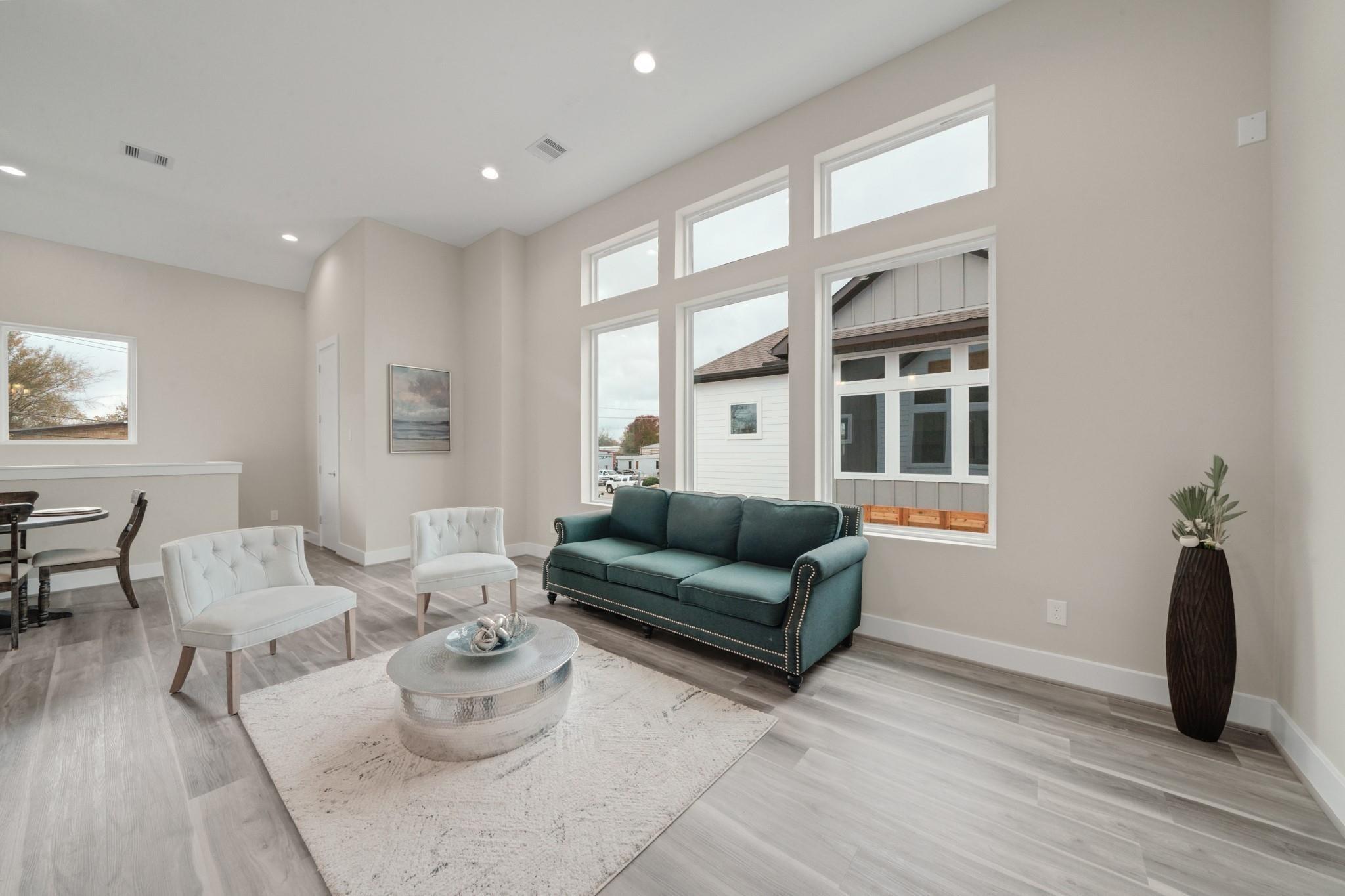 2504 W Tidwell Road # C