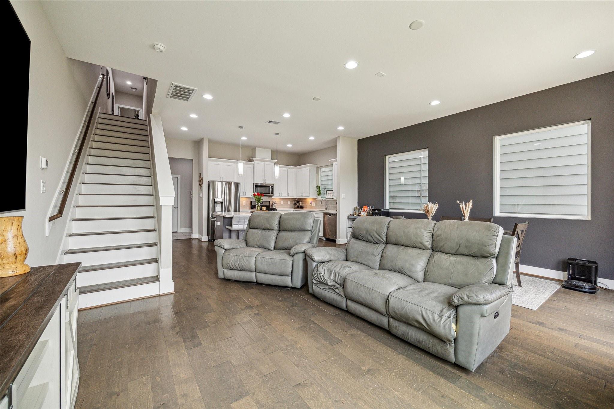 5520 Rosslyn Road