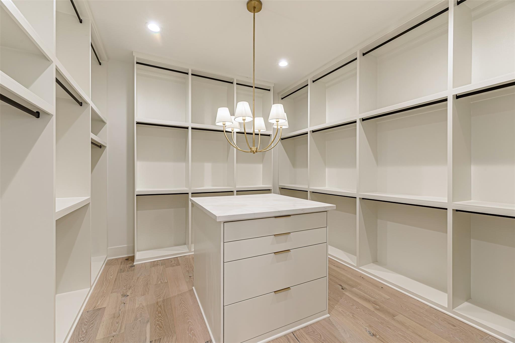 1104 W 9th Street