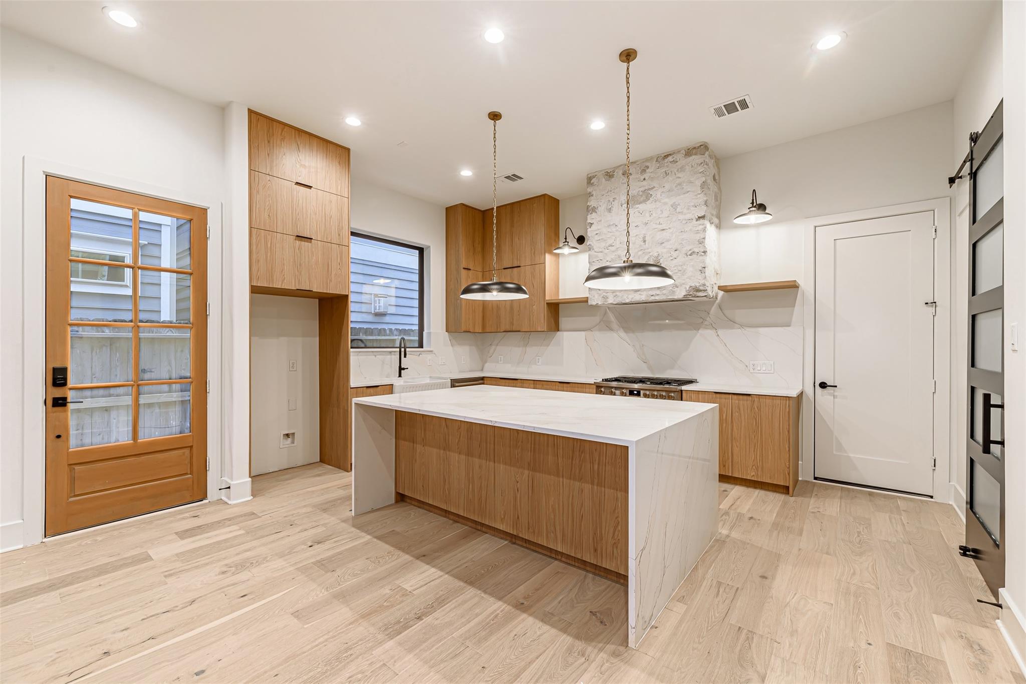 1104 W 9th Street