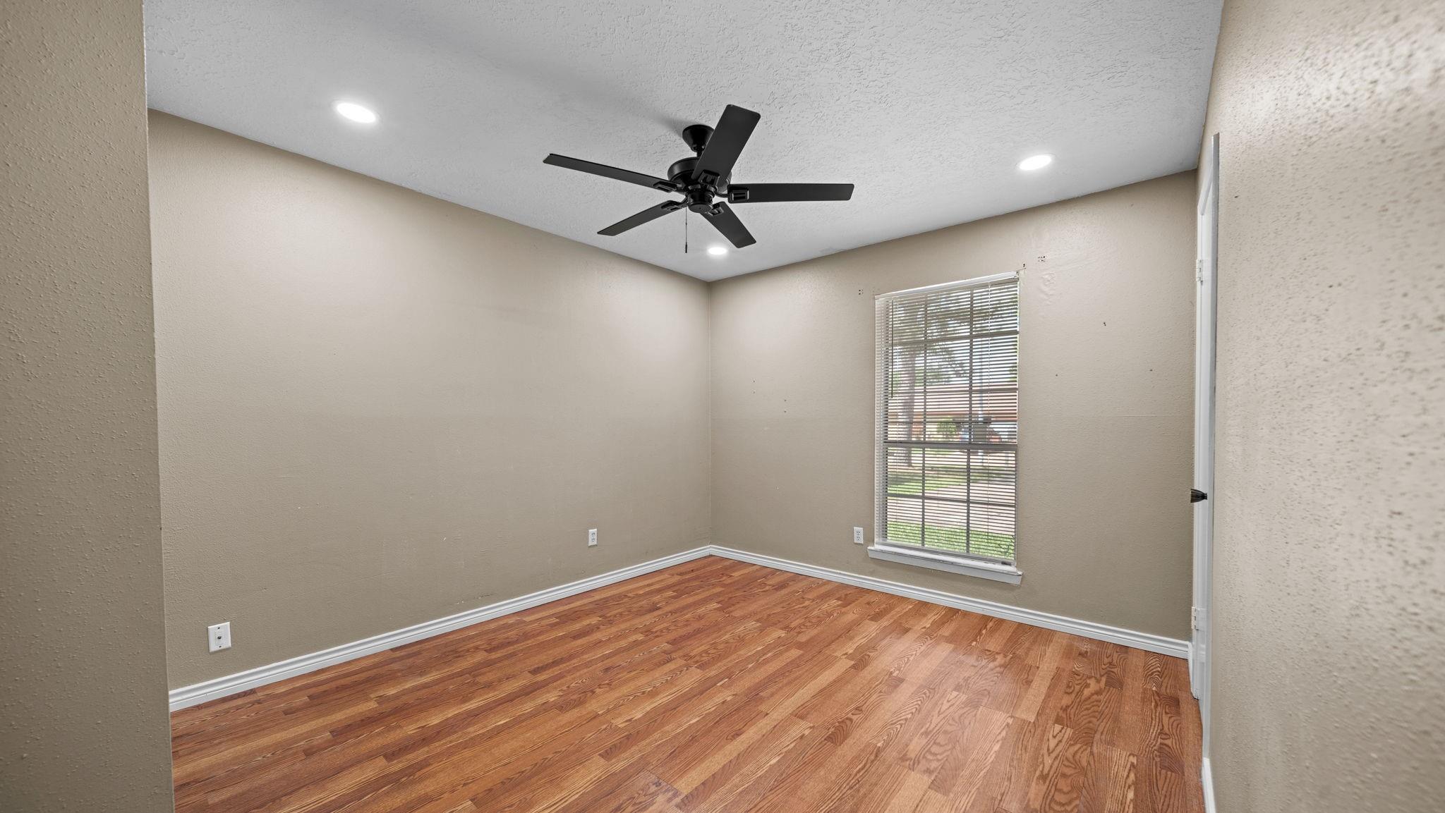 1342 Padstow Lane