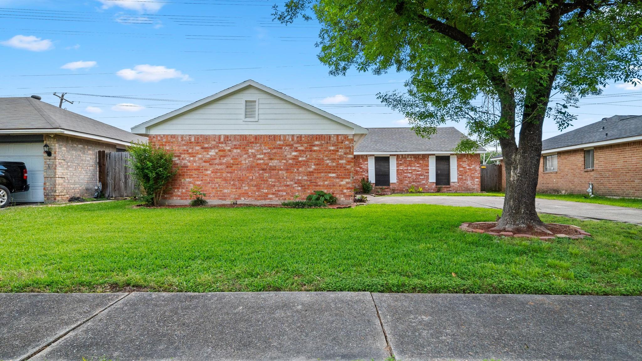 1342 Padstow Lane