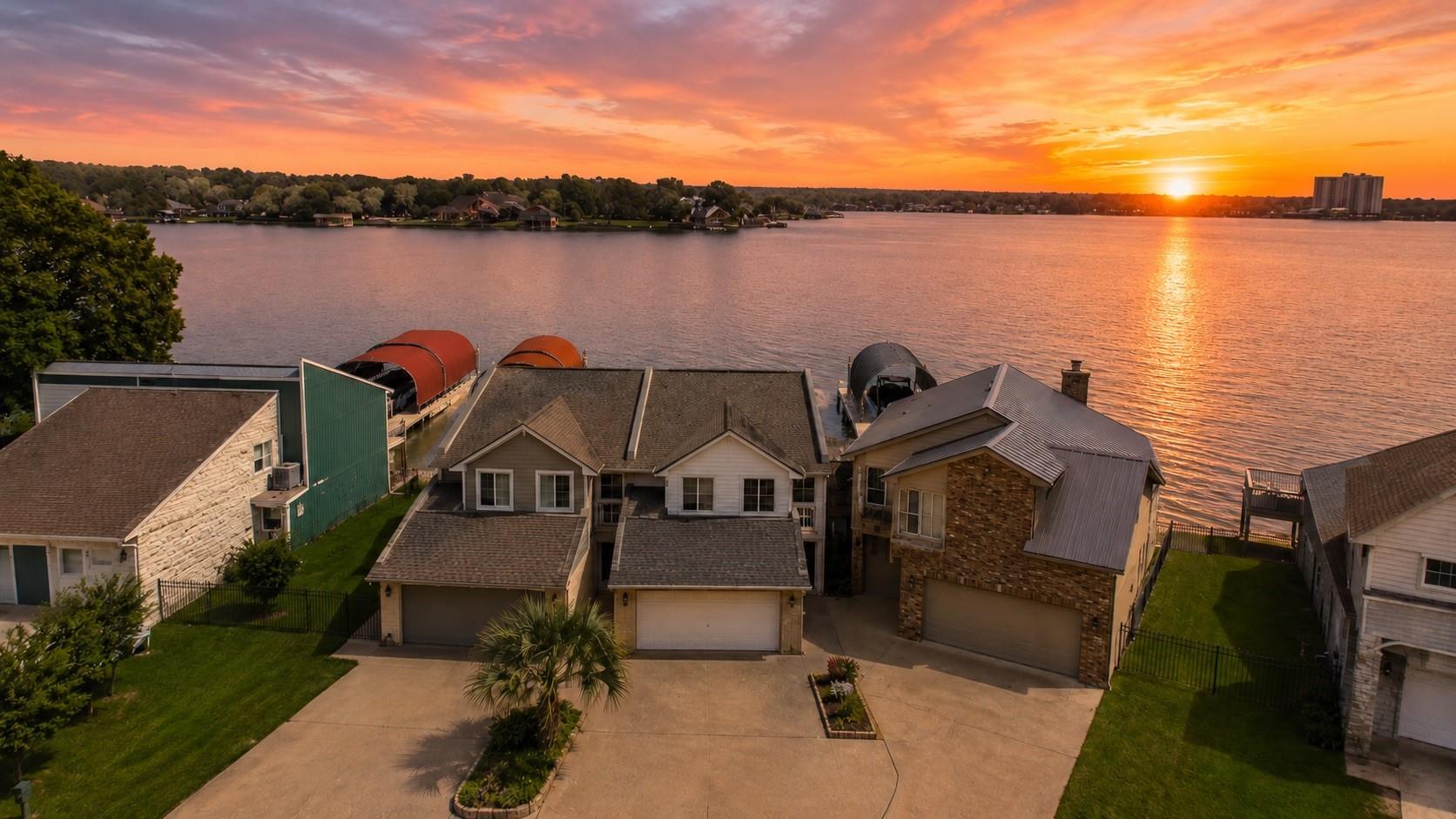 1208 Lake View Drive