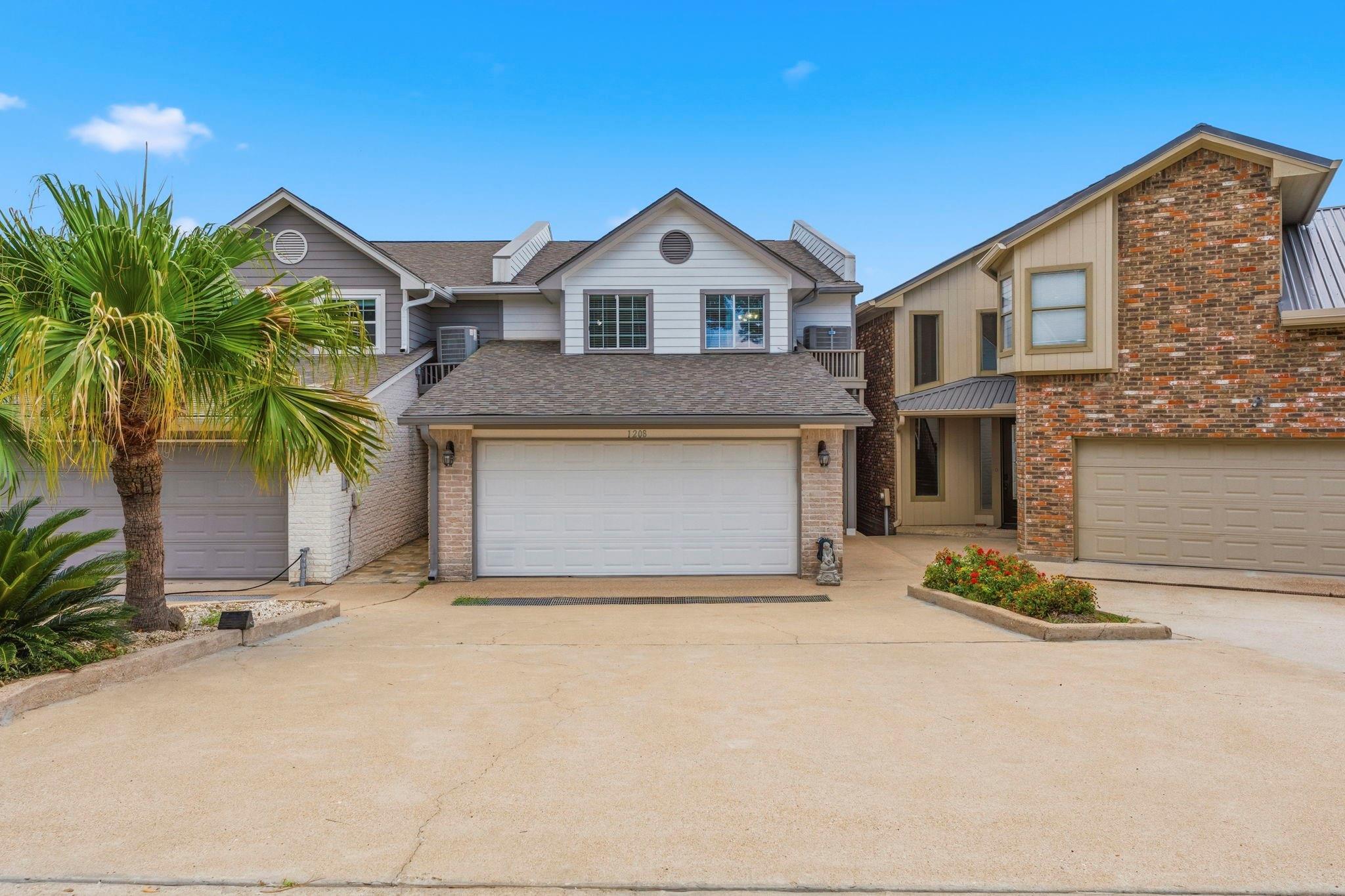 1208 Lake View Drive